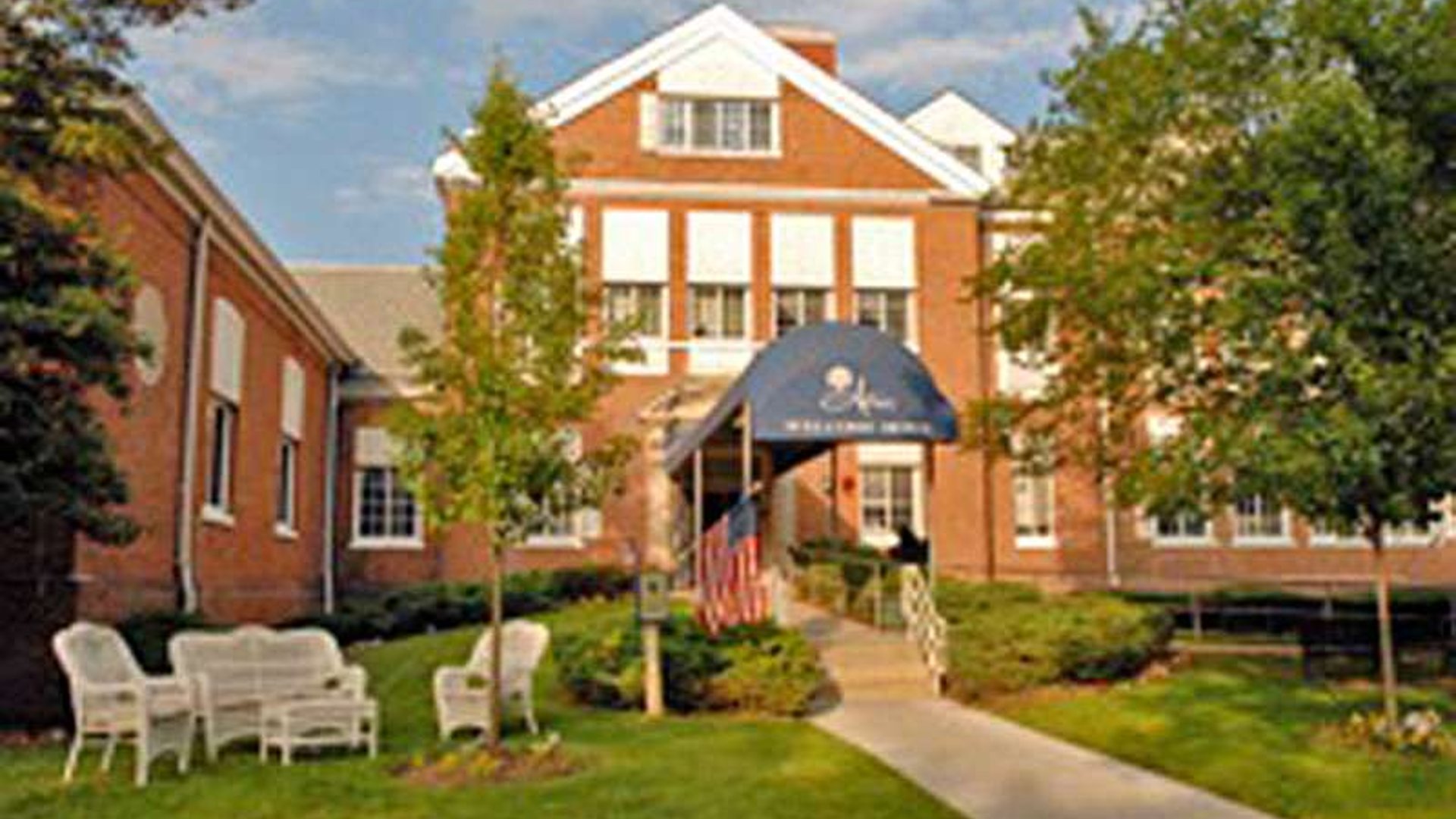 System.Collections.Generic.List`1[AFS.Common.Models.Photo] - Image 1