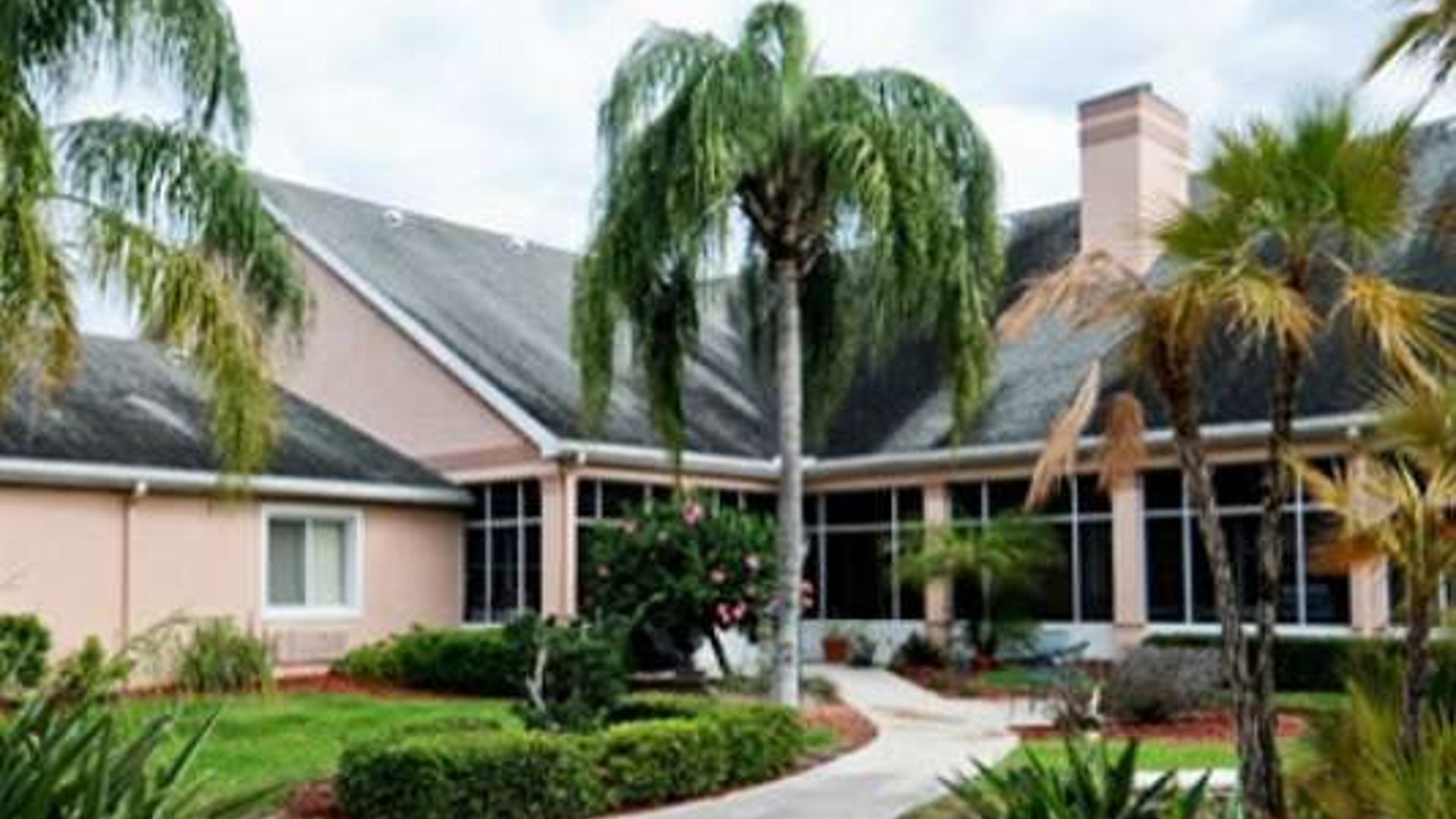 System.Collections.Generic.List`1[AFS.Common.Models.Photo] - Image 5