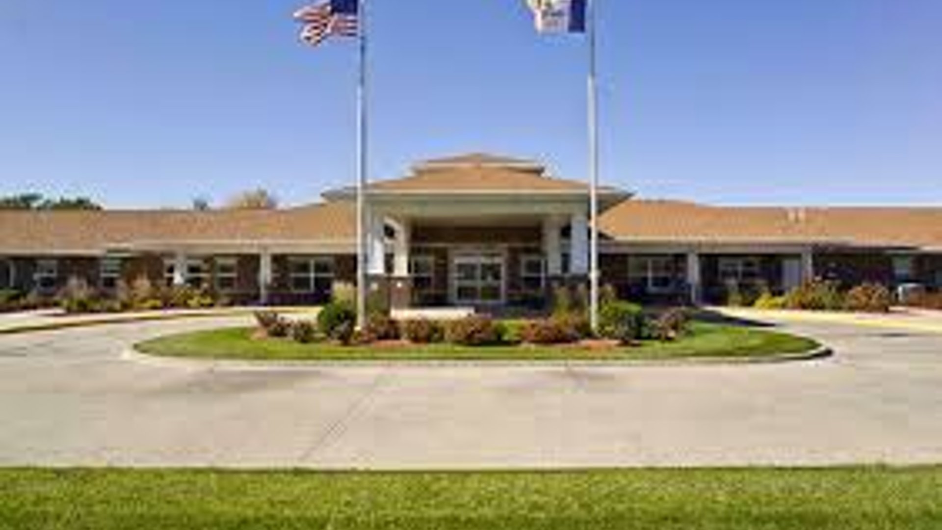 System.Collections.Generic.List`1[AFS.Common.Models.Photo] - Image 1