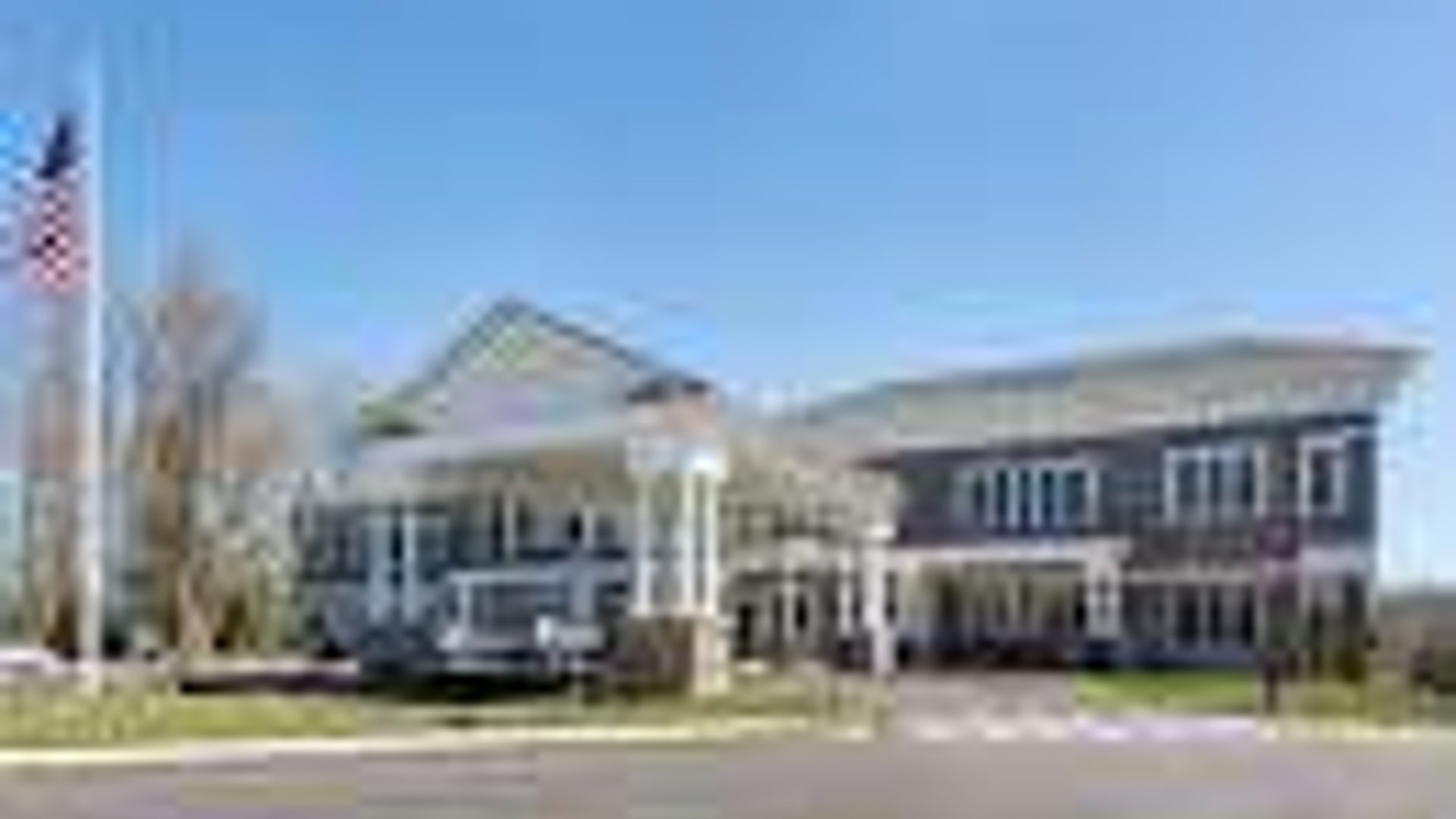 System.Collections.Generic.List`1[AFS.Common.Models.Photo] - Image 1