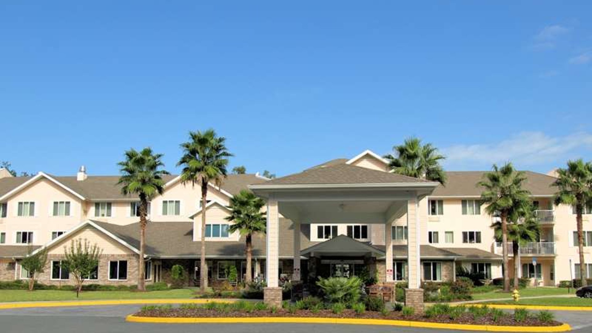 System.Collections.Generic.List`1[AFS.Common.Models.Photo] - Image 1