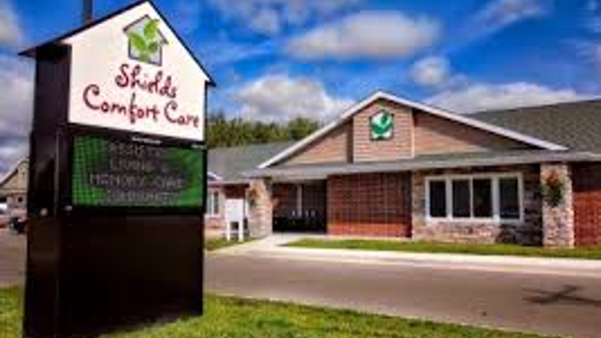 System.Collections.Generic.List`1[AFS.Common.Models.Photo] - Image 1