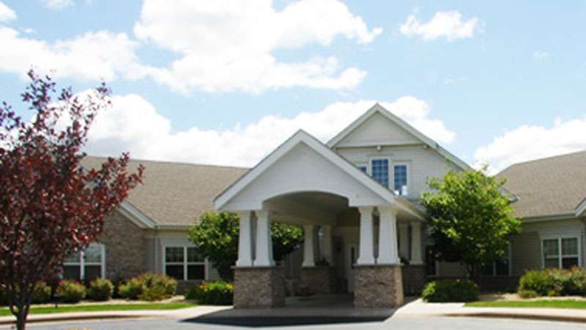 System.Collections.Generic.List`1[AFS.Common.Models.Photo] - Image 1