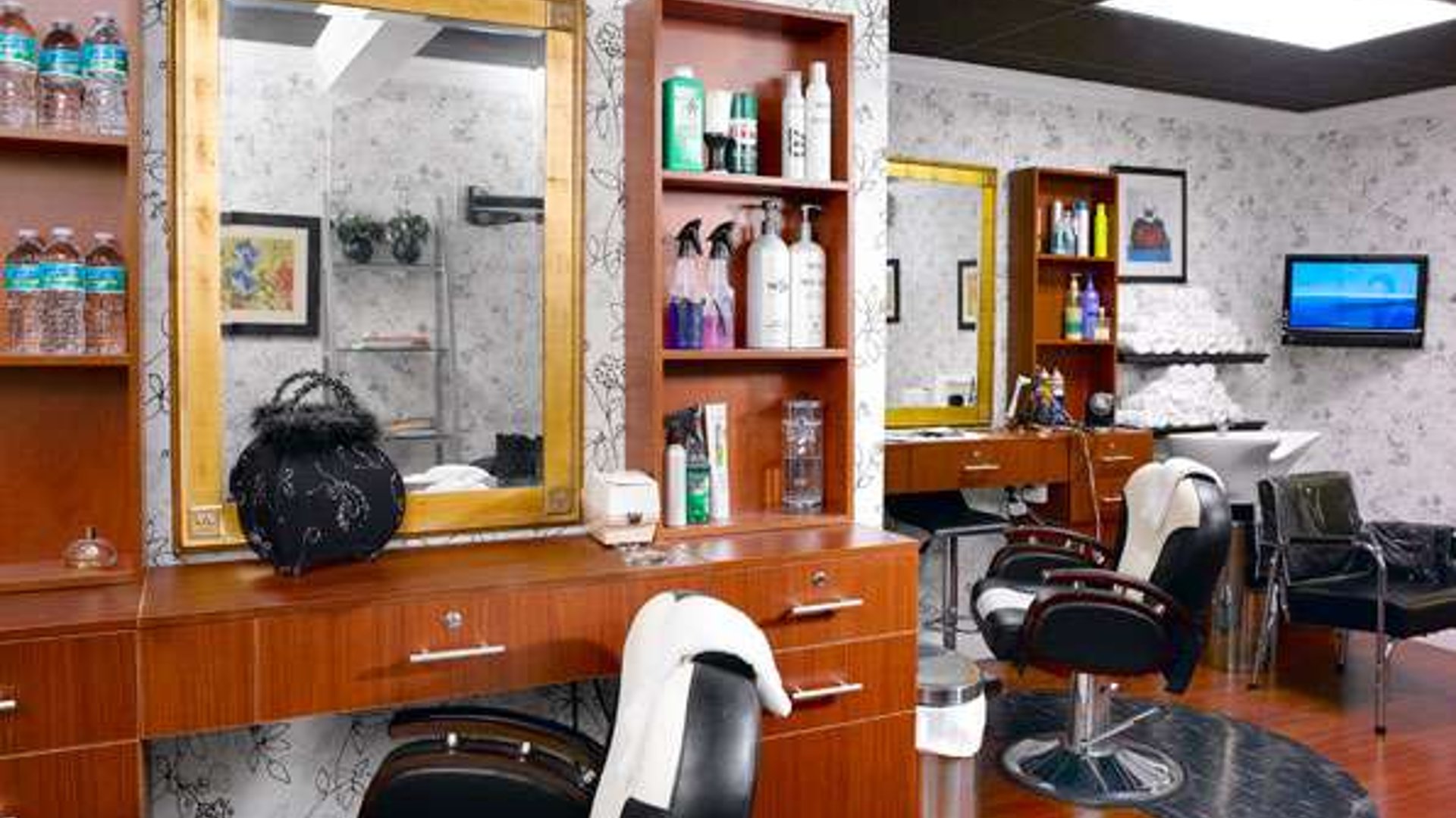 System.Collections.Generic.List`1[AFS.Common.Models.Photo] - Image 6