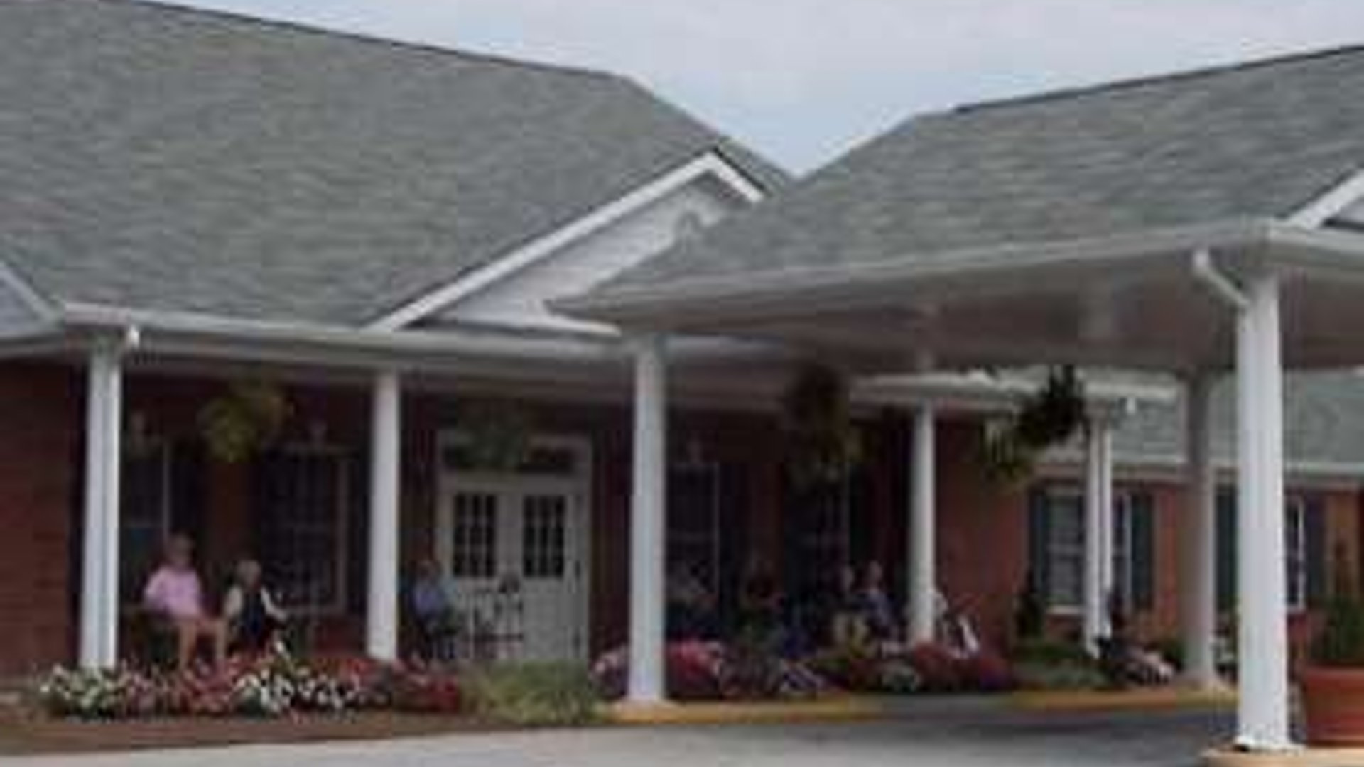 System.Collections.Generic.List`1[AFS.Common.Models.Photo] - Image 1