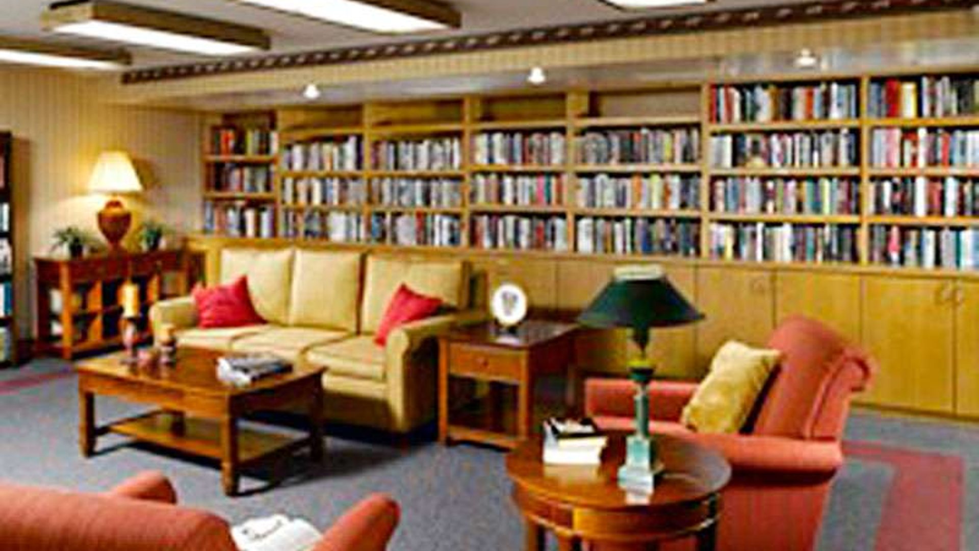 System.Collections.Generic.List`1[AFS.Common.Models.Photo] - Image 5