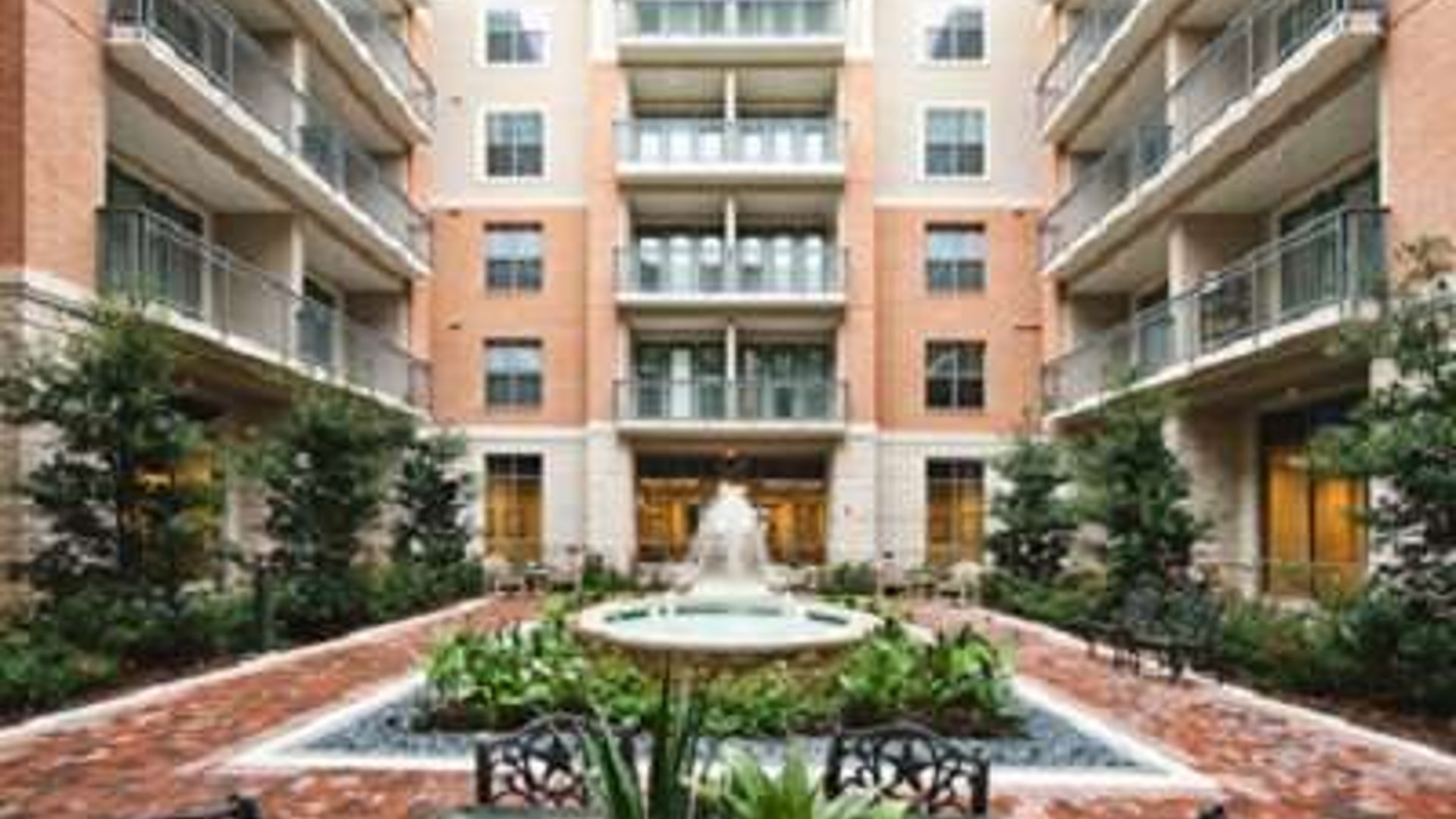 System.Collections.Generic.List`1[AFS.Common.Models.Photo] - Image 2