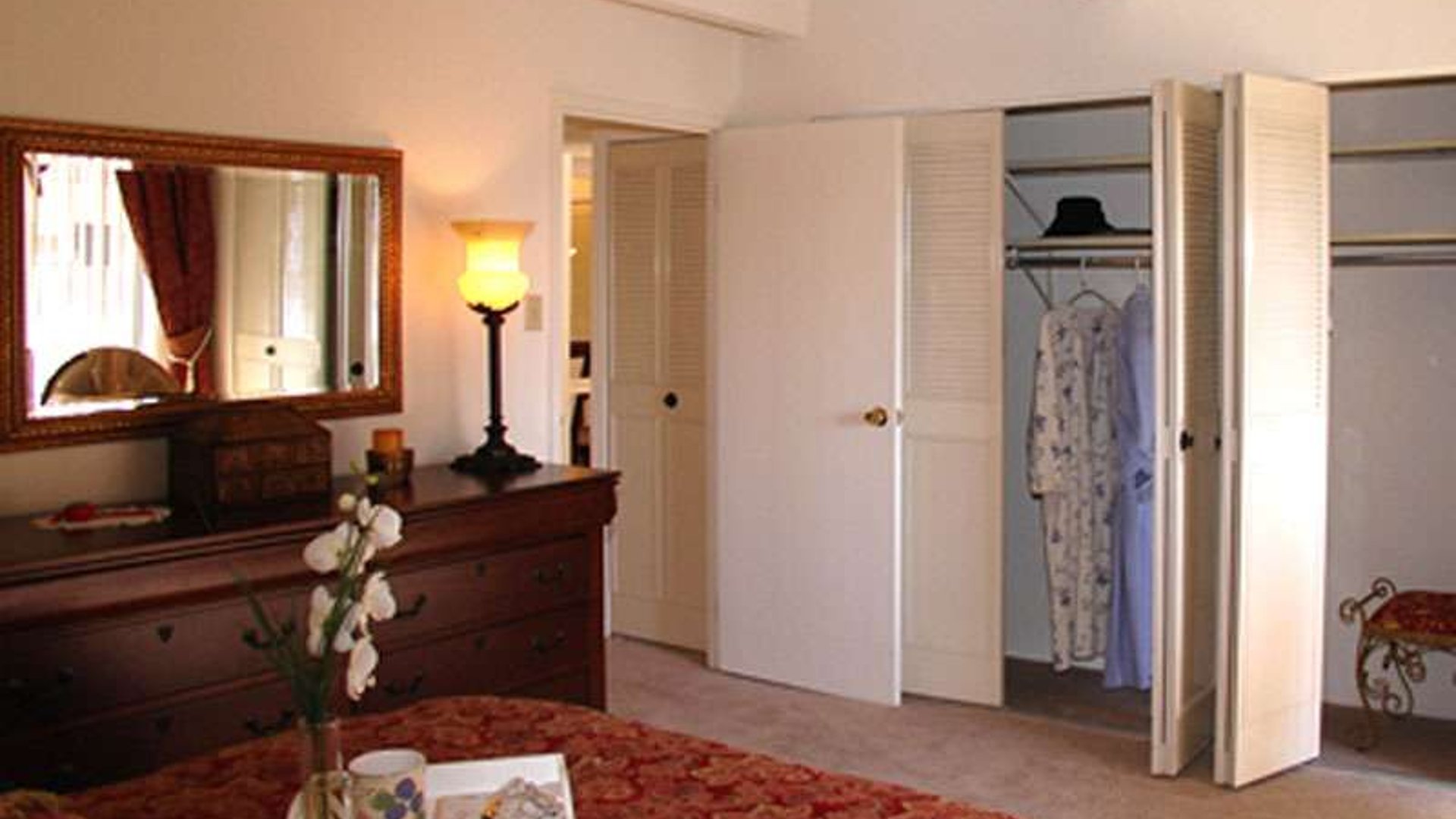 System.Collections.Generic.List`1[AFS.Common.Models.Photo] - Image 4