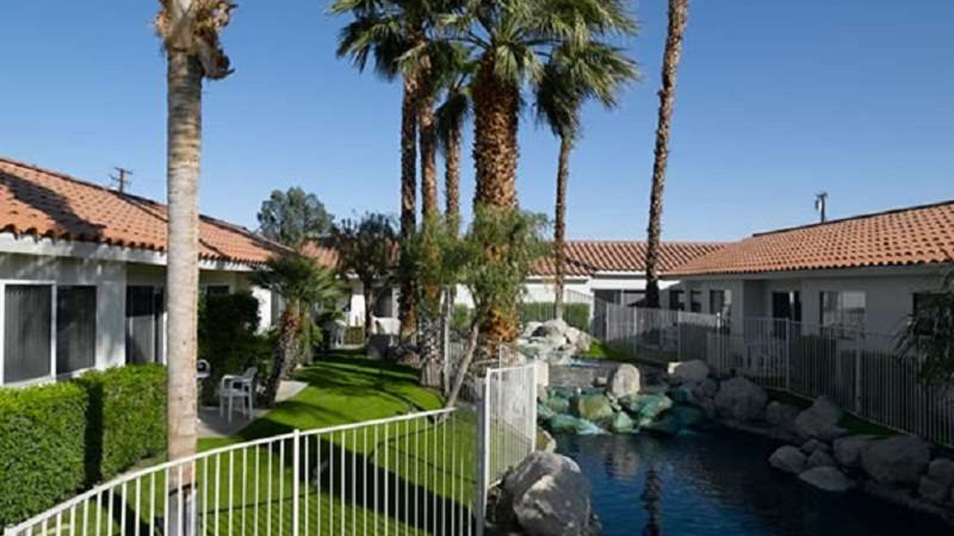 System.Collections.Generic.List`1[AFS.Common.Models.Photo] - Image 1