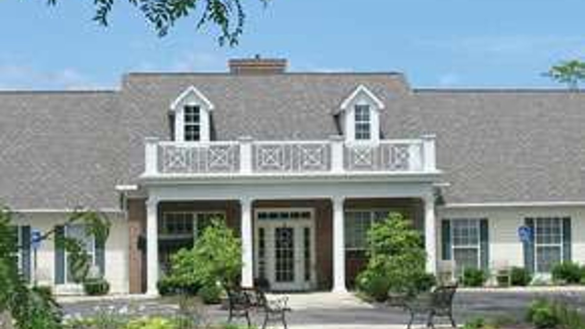 System.Collections.Generic.List`1[AFS.Common.Models.Photo] - Image 1