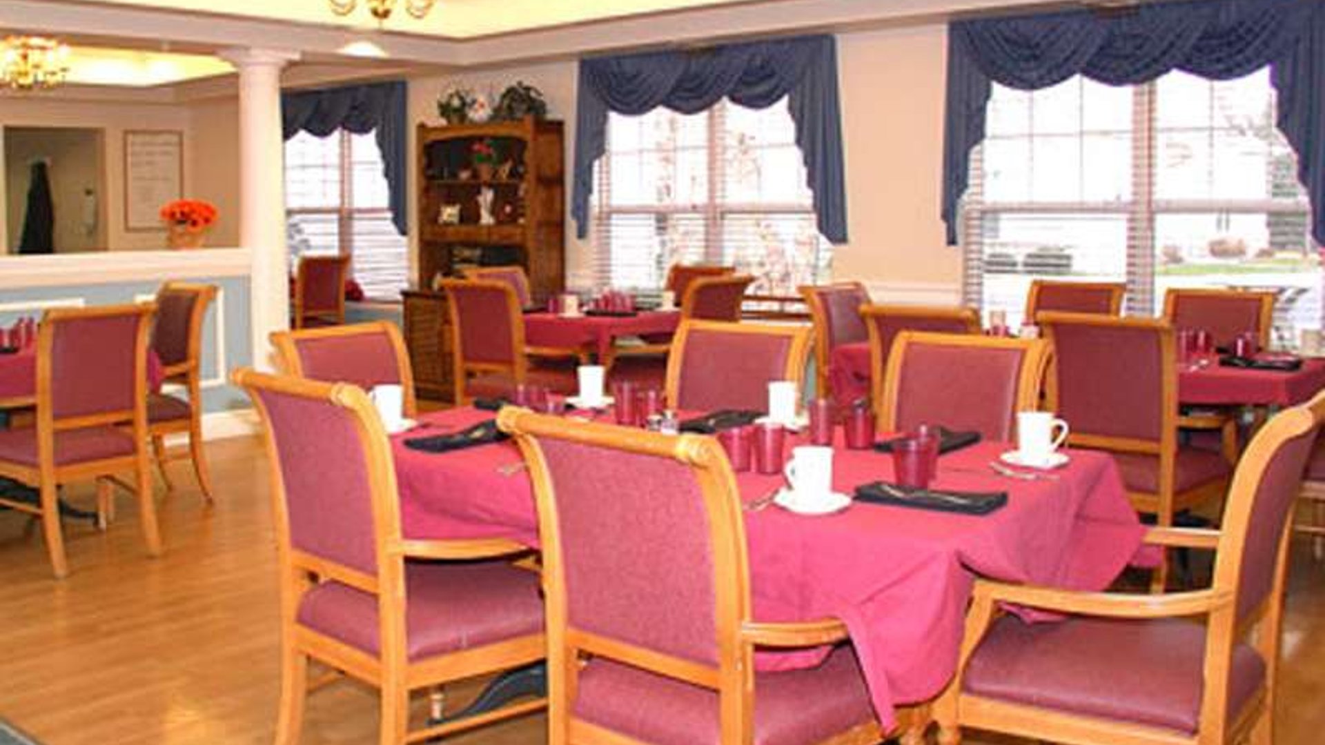 System.Collections.Generic.List`1[AFS.Common.Models.Photo] - Image 3