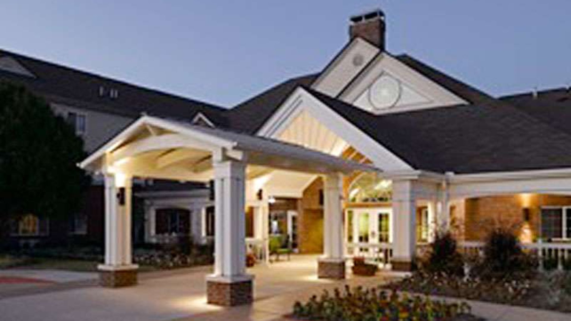 System.Collections.Generic.List`1[AFS.Common.Models.Photo] - Image 1