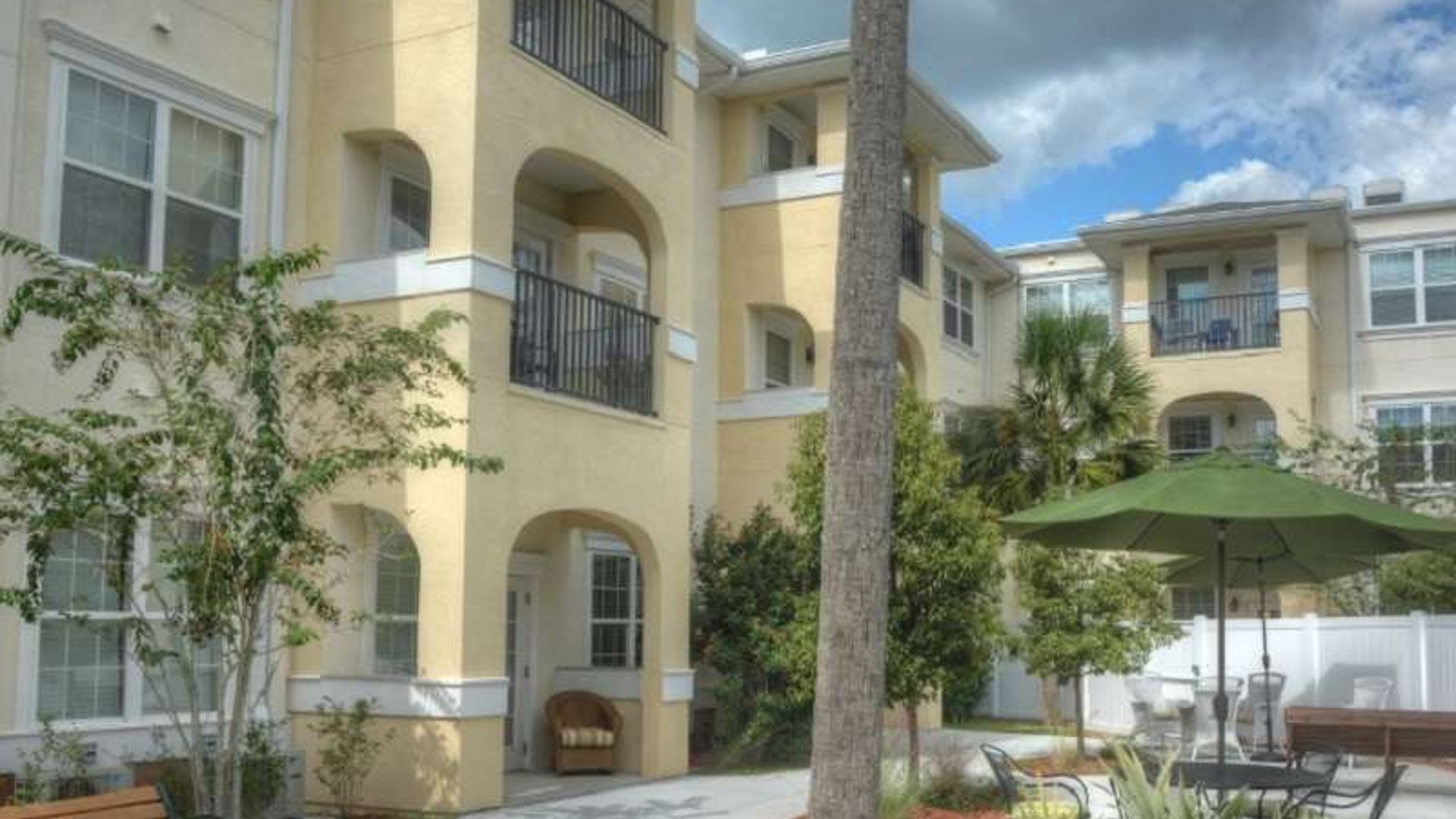 System.Collections.Generic.List`1[AFS.Common.Models.Photo] - Image 1