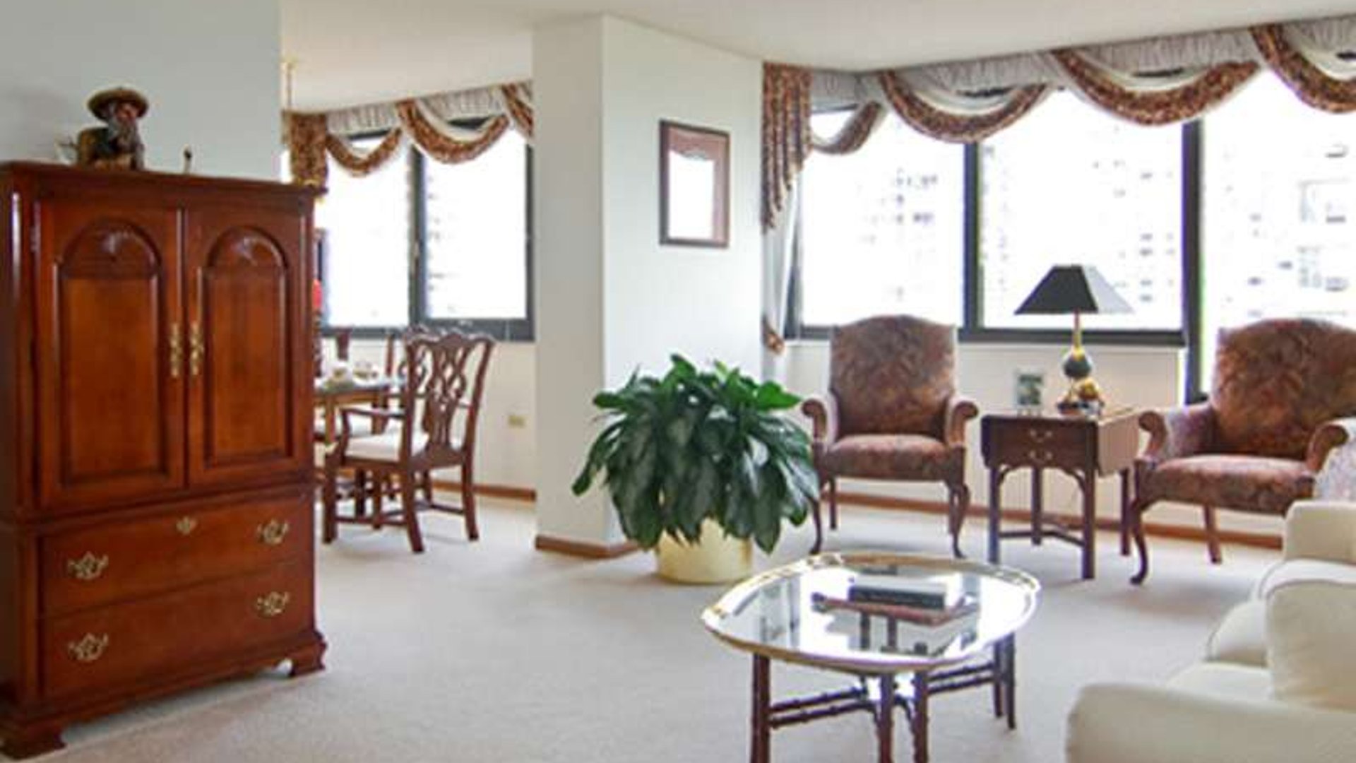 System.Collections.Generic.List`1[AFS.Common.Models.Photo] - Image 3