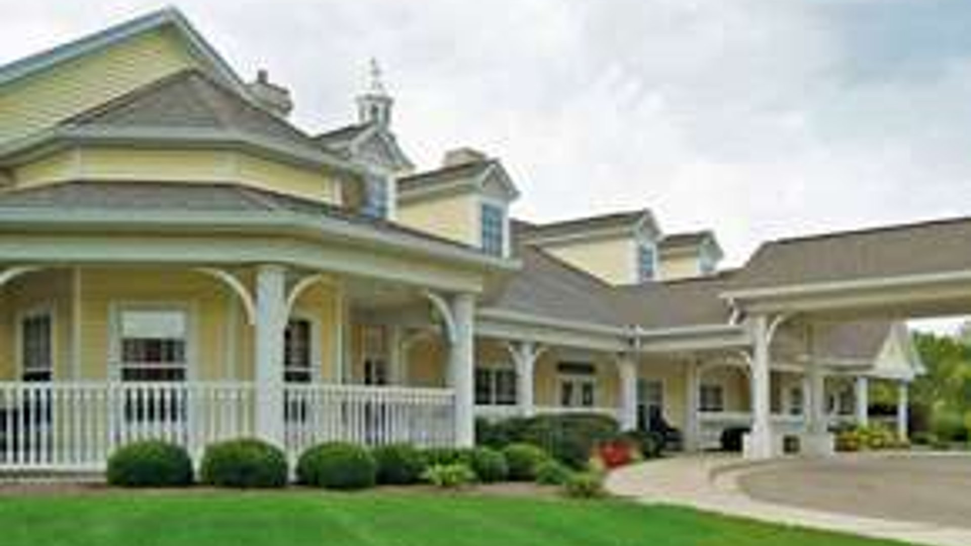 System.Collections.Generic.List`1[AFS.Common.Models.Photo] - Image 1