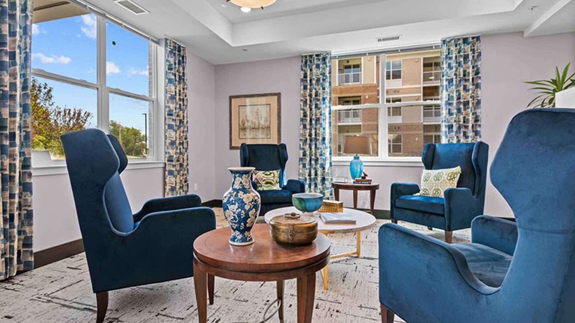 System.Collections.Generic.List`1[AFS.Common.Models.Photo] - Image 6