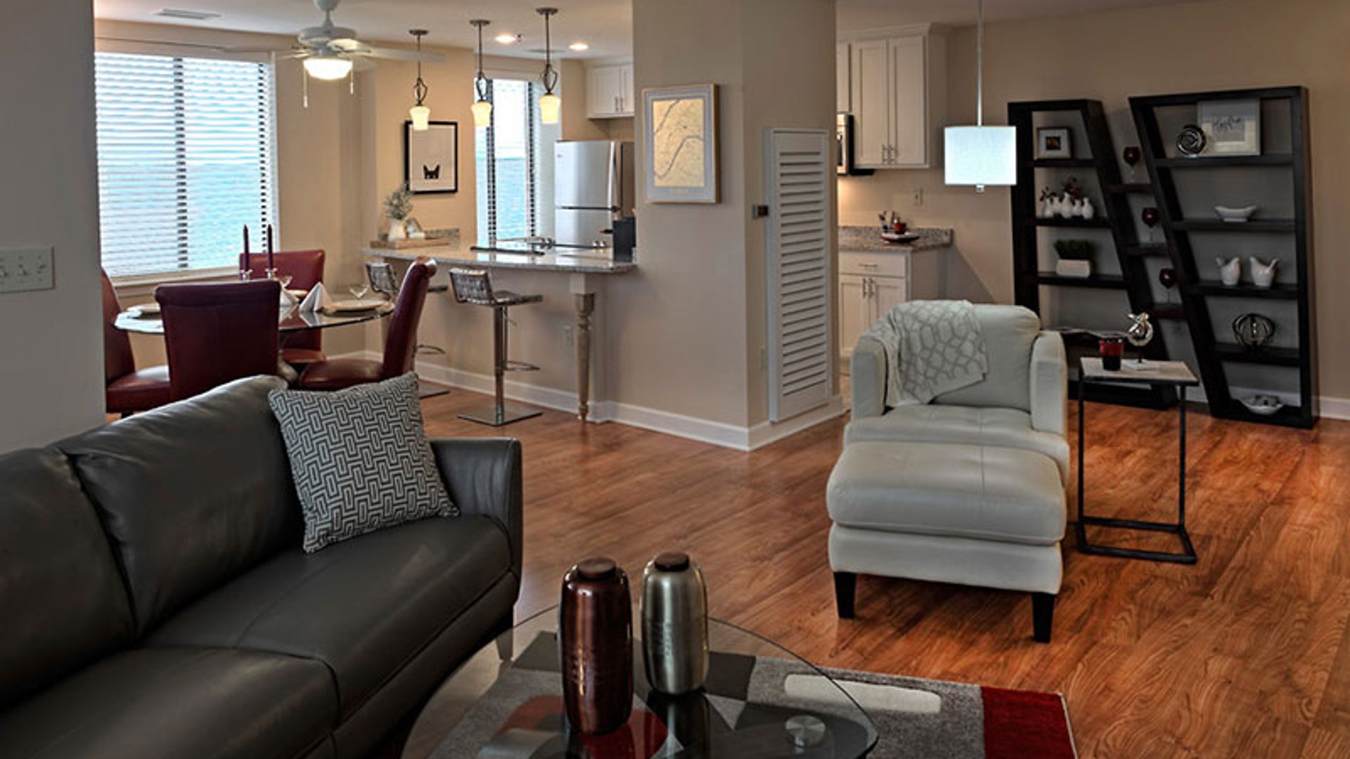 System.Collections.Generic.List`1[AFS.Common.Models.Photo] - Image 6