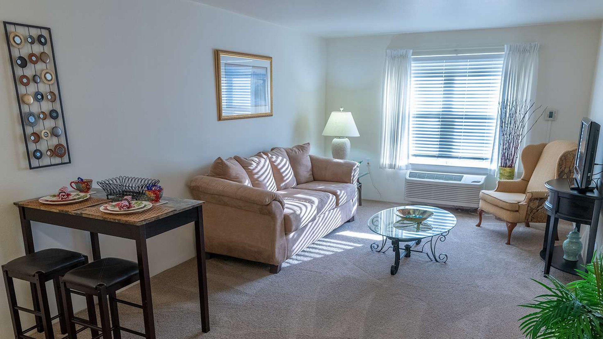 System.Collections.Generic.List`1[AFS.Common.Models.Photo] - Image 5