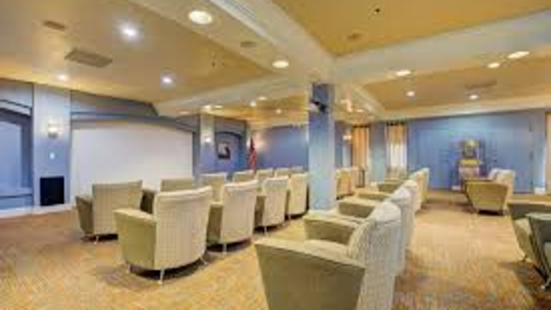 System.Collections.Generic.List`1[AFS.Common.Models.Photo] - Image 5