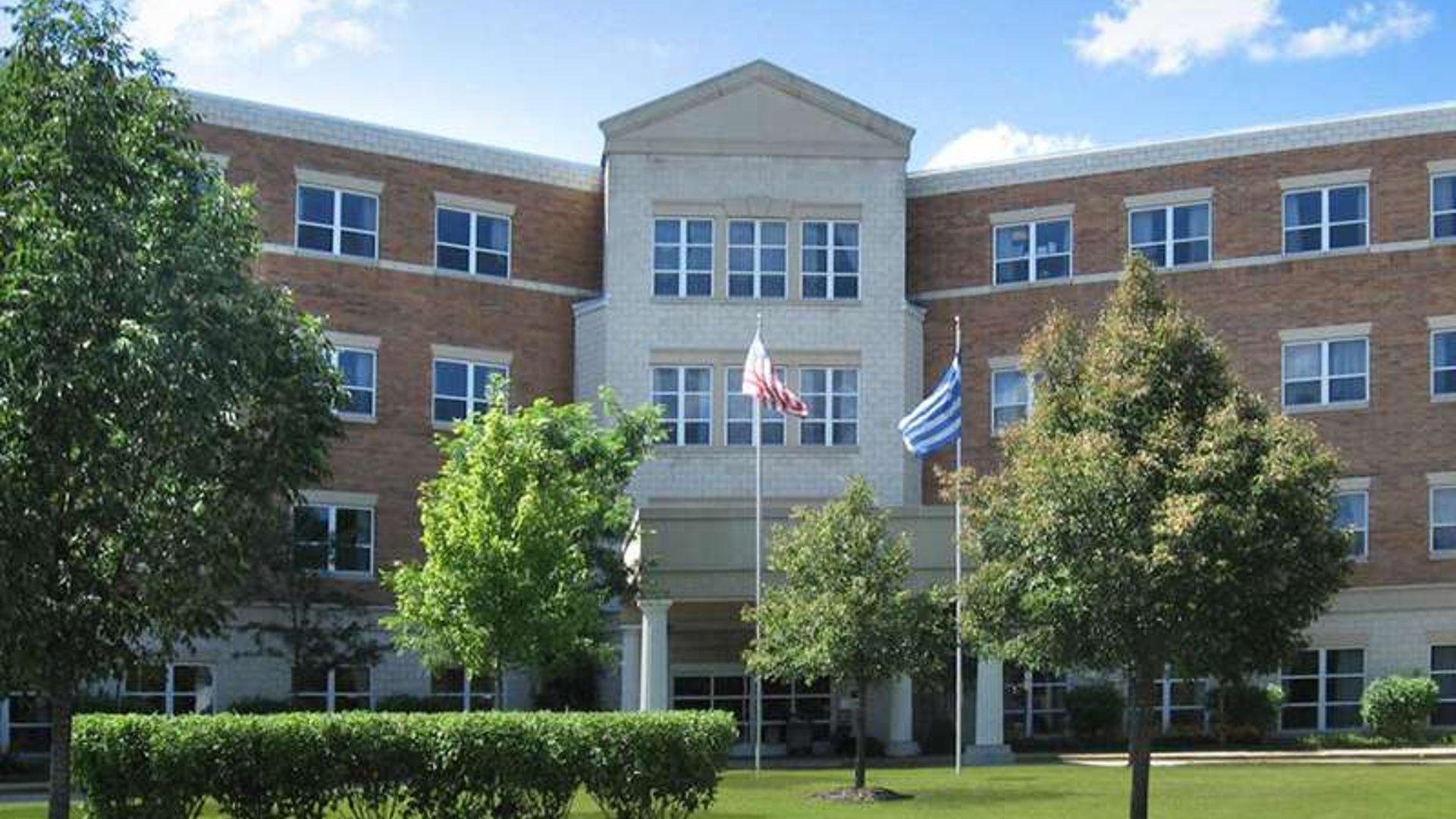 System.Collections.Generic.List`1[AFS.Common.Models.Photo] - Image 1