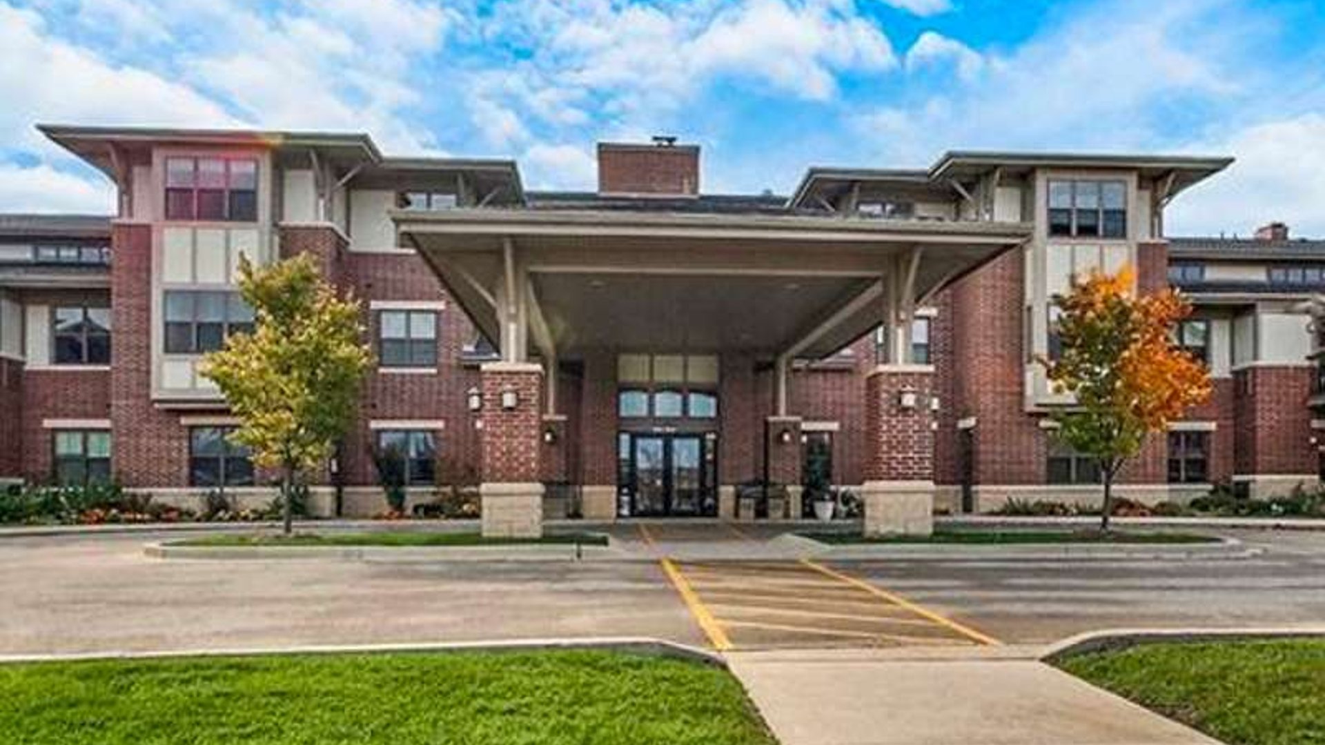 System.Collections.Generic.List`1[AFS.Common.Models.Photo] - Image 1