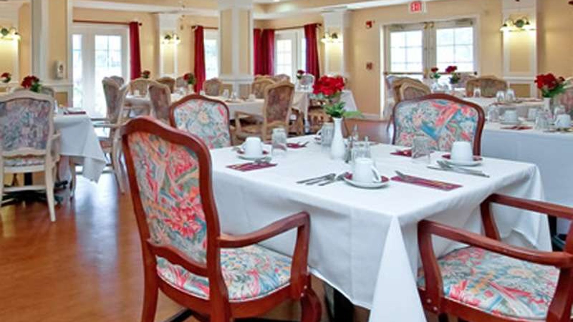 System.Collections.Generic.List`1[AFS.Common.Models.Photo] - Image 3