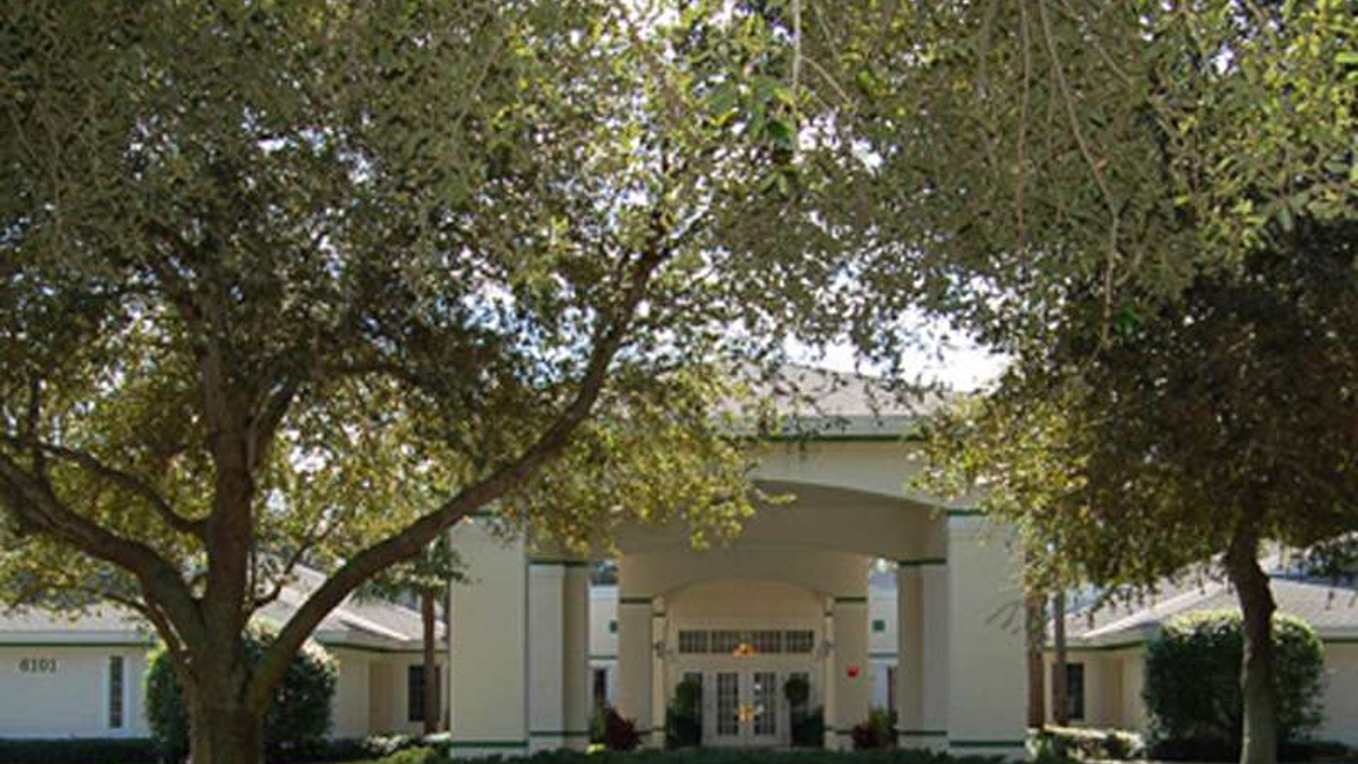 System.Collections.Generic.List`1[AFS.Common.Models.Photo] - Image 1