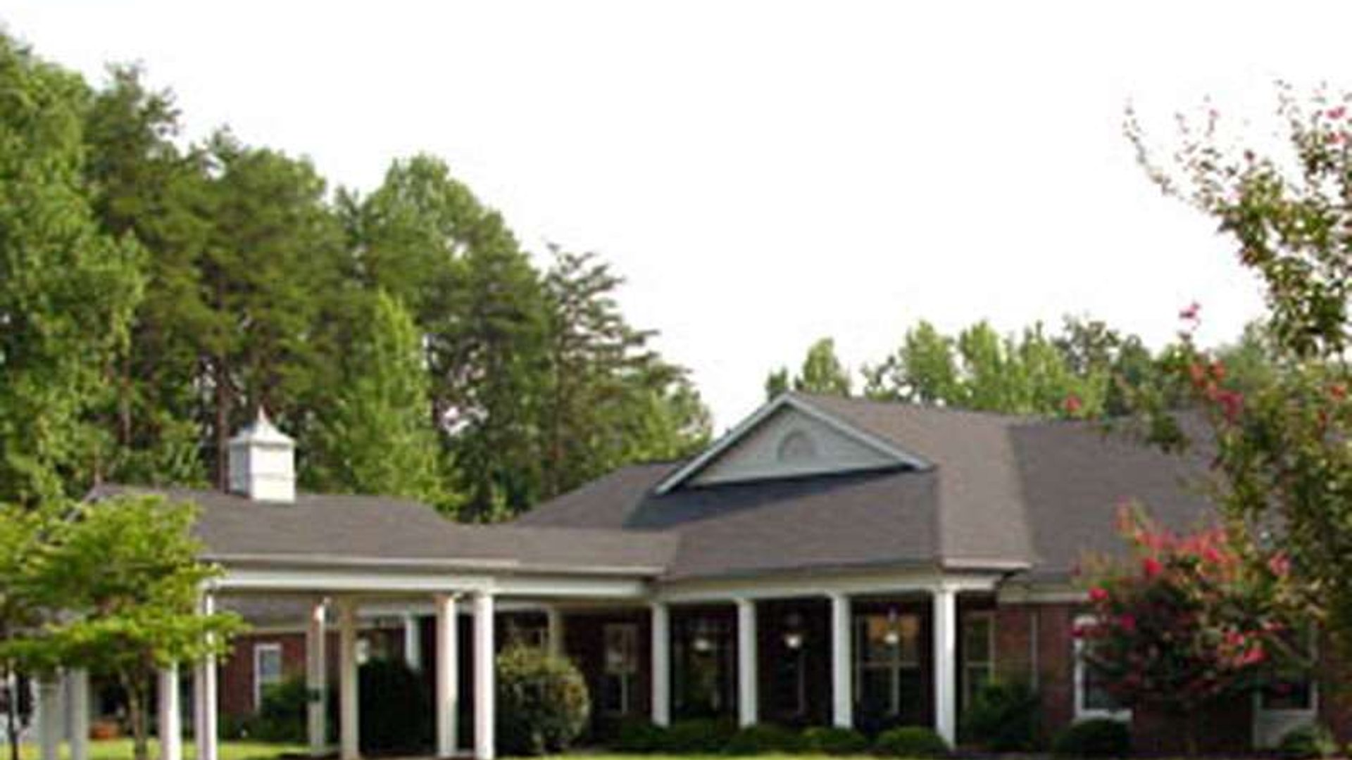 System.Collections.Generic.List`1[AFS.Common.Models.Photo] - Image 2