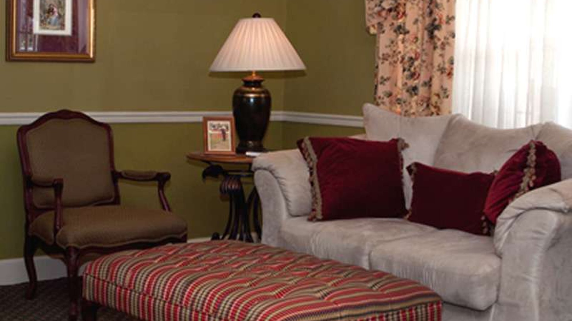 System.Collections.Generic.List`1[AFS.Common.Models.Photo] - Image 2