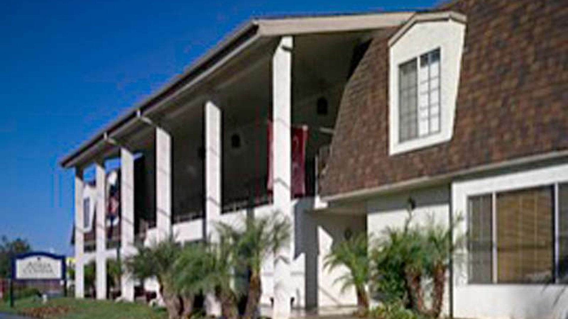 System.Collections.Generic.List`1[AFS.Common.Models.Photo] - Image 1