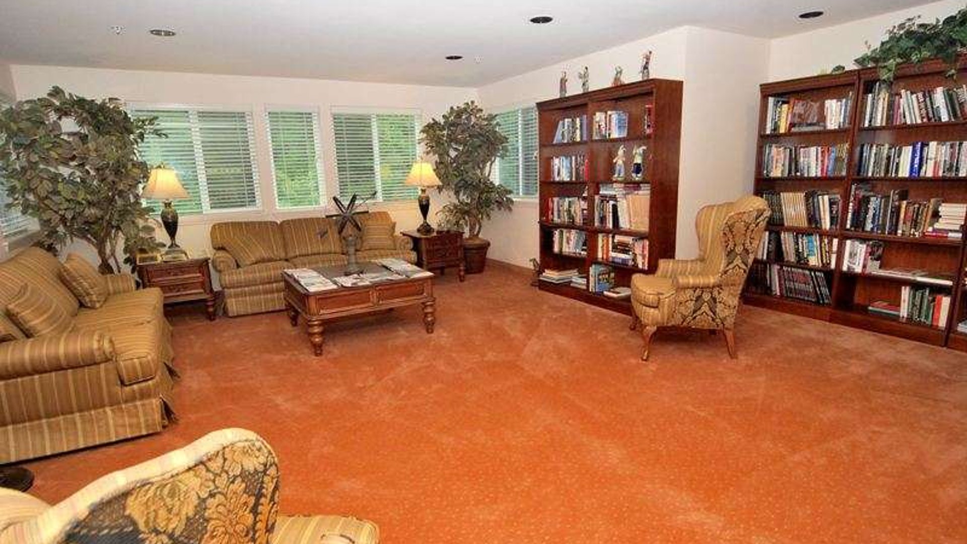 System.Collections.Generic.List`1[AFS.Common.Models.Photo] - Image 4