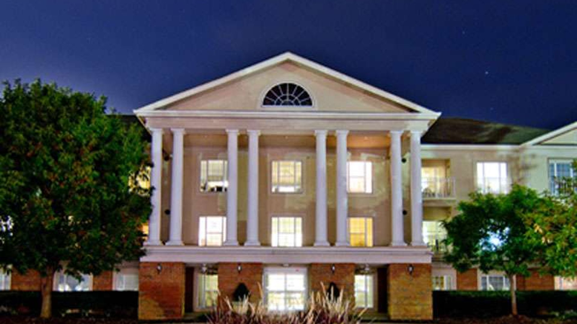 System.Collections.Generic.List`1[AFS.Common.Models.Photo] - Image 1