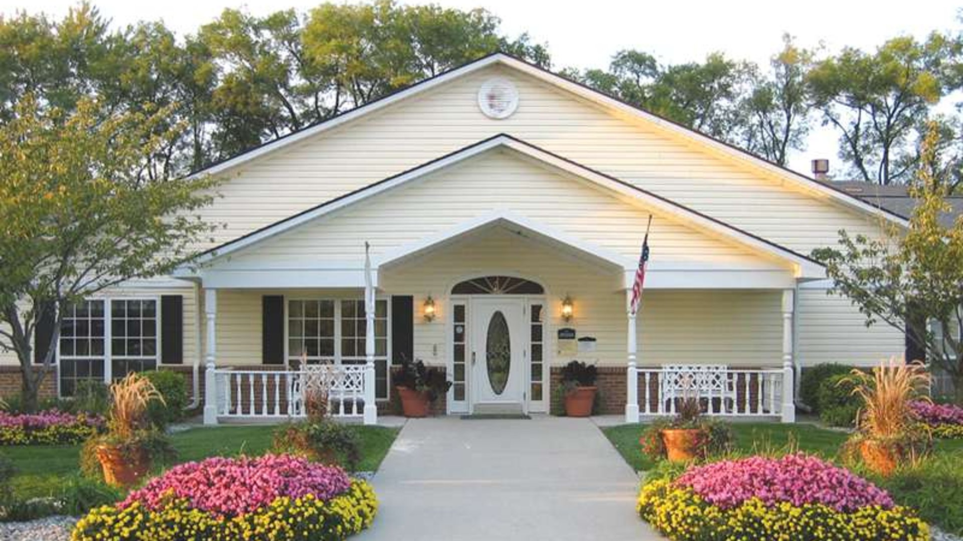 System.Collections.Generic.List`1[AFS.Common.Models.Photo] - Image 1