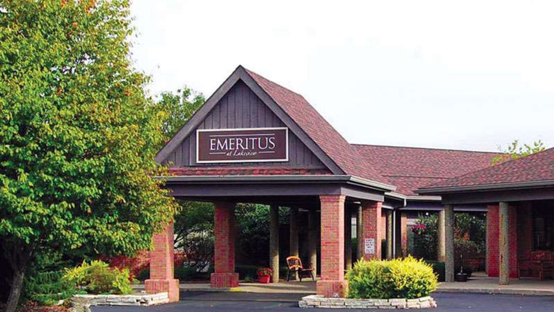 System.Collections.Generic.List`1[AFS.Common.Models.Photo] - Image 1