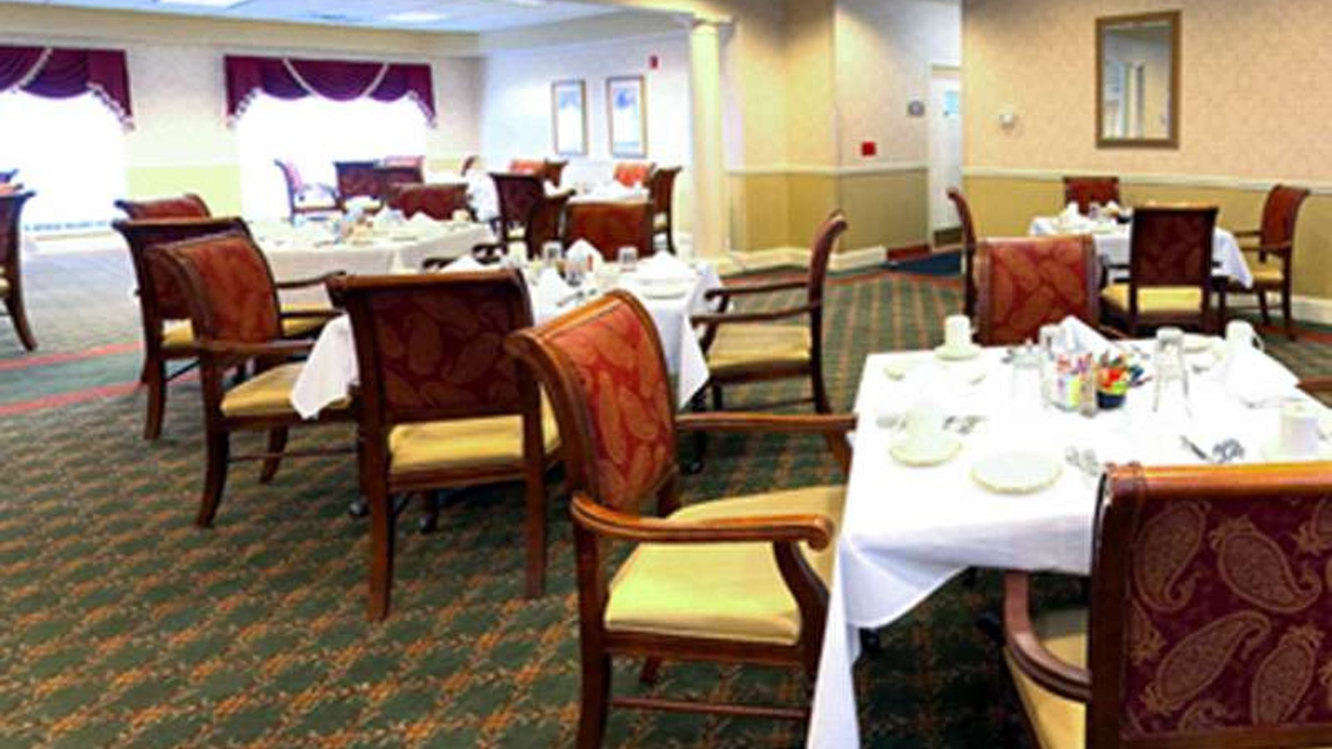 System.Collections.Generic.List`1[AFS.Common.Models.Photo] - Image 2