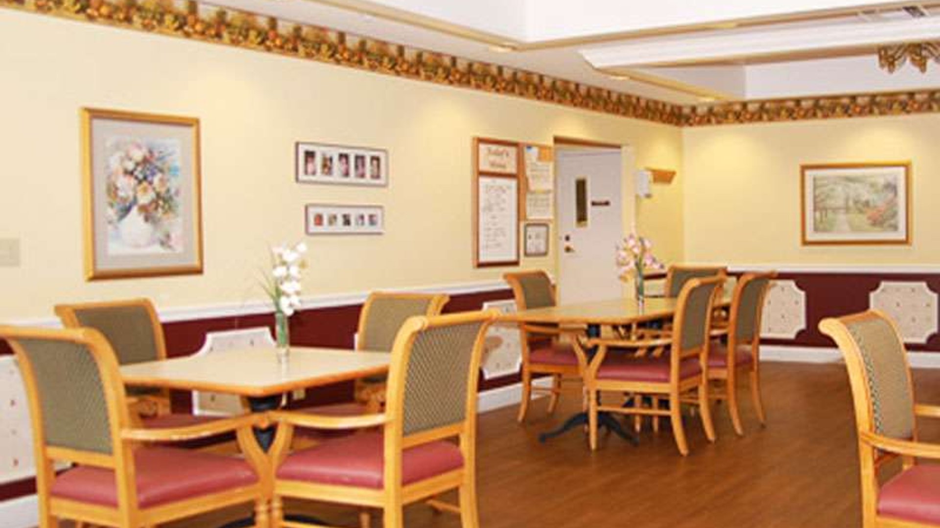 System.Collections.Generic.List`1[AFS.Common.Models.Photo] - Image 4