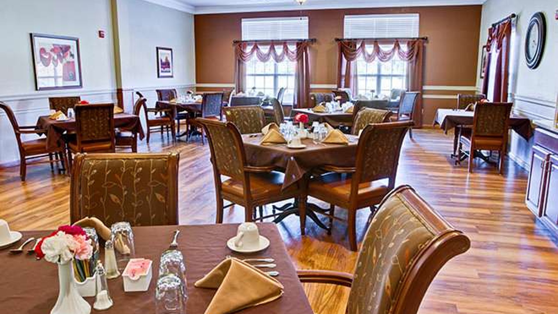 System.Collections.Generic.List`1[AFS.Common.Models.Photo] - Image 3