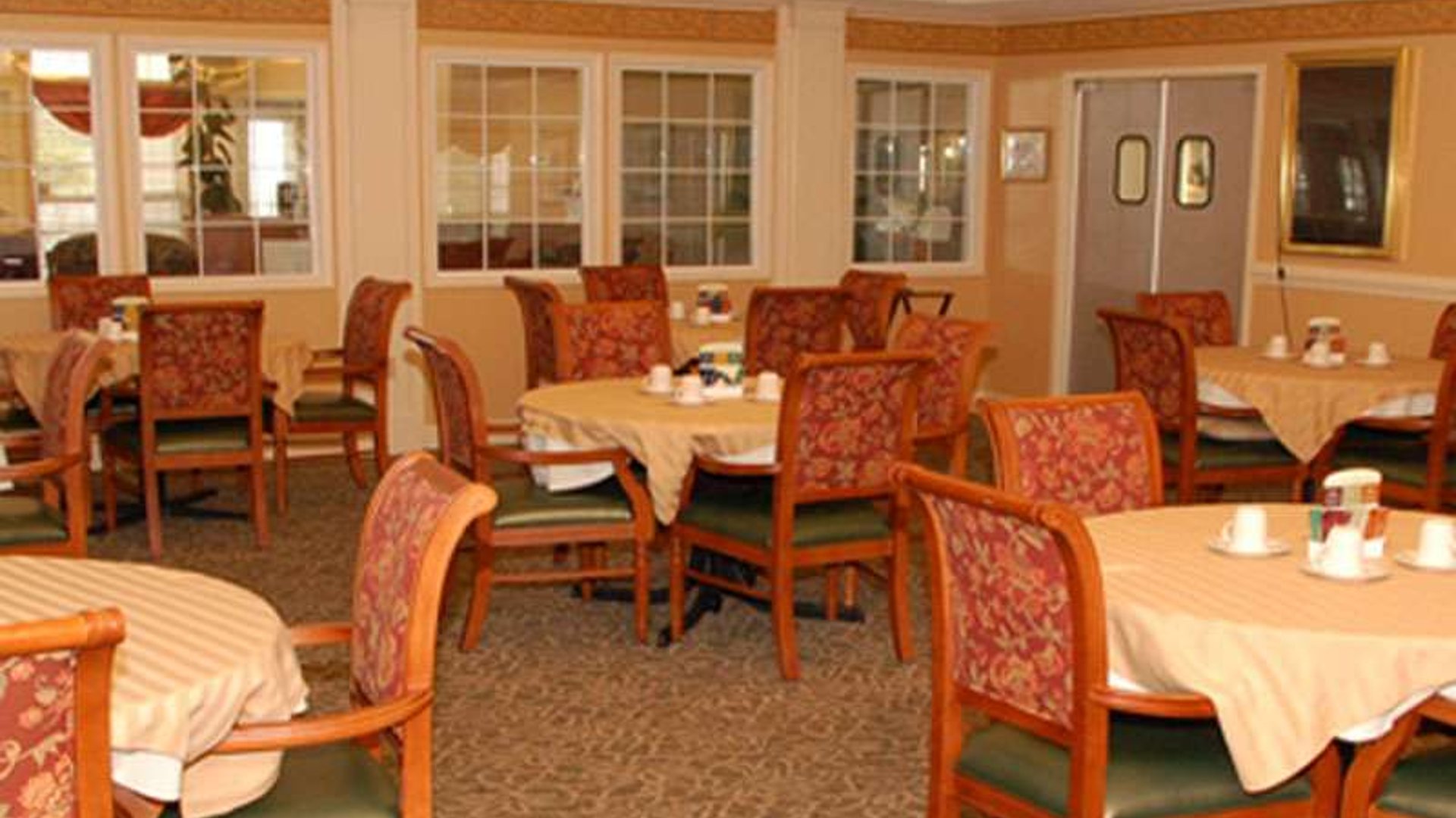 System.Collections.Generic.List`1[AFS.Common.Models.Photo] - Image 4