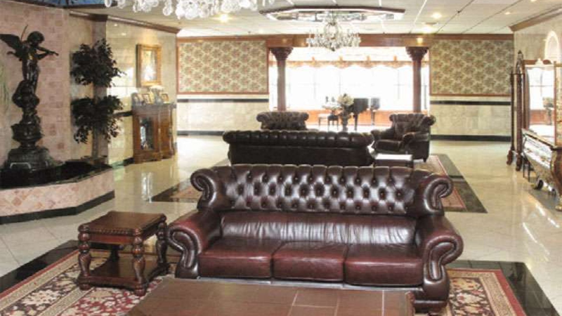 System.Collections.Generic.List`1[AFS.Common.Models.Photo] - Image 1