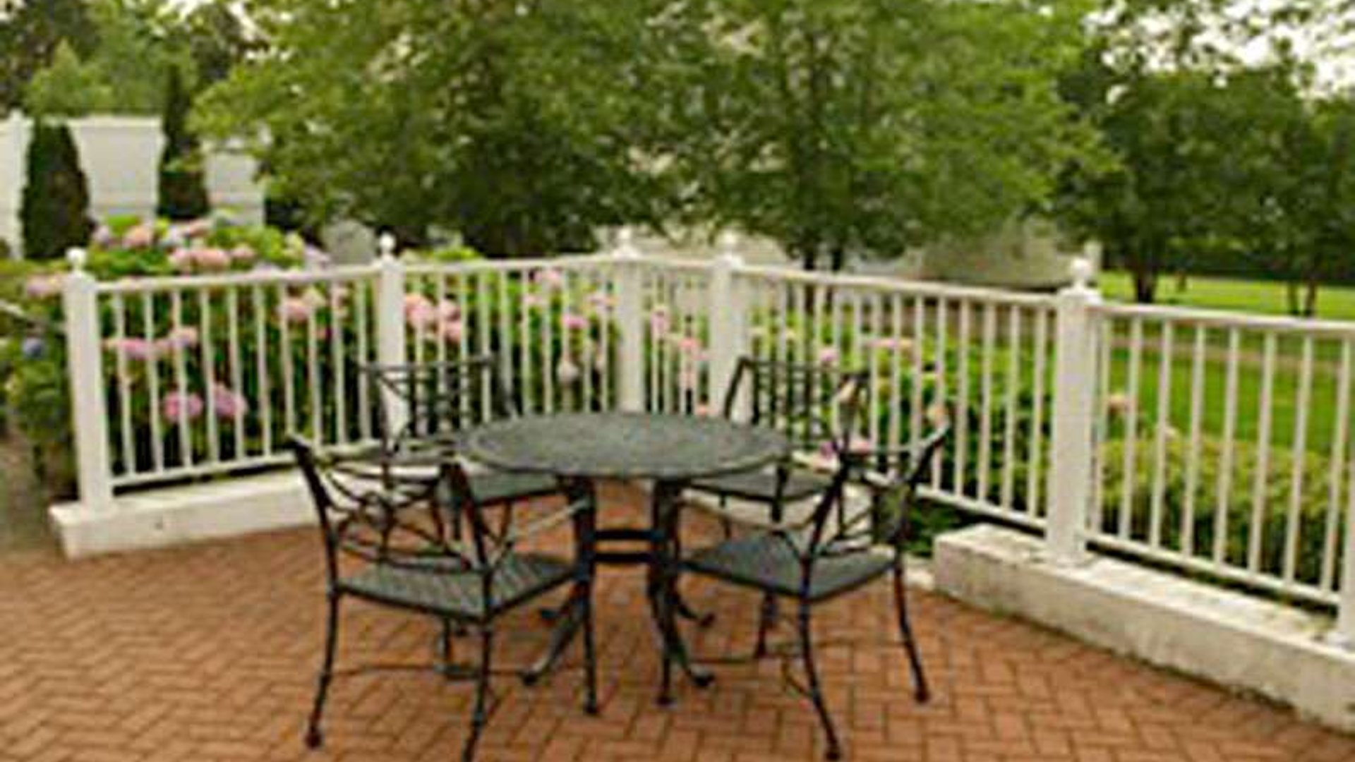 System.Collections.Generic.List`1[AFS.Common.Models.Photo] - Image 4