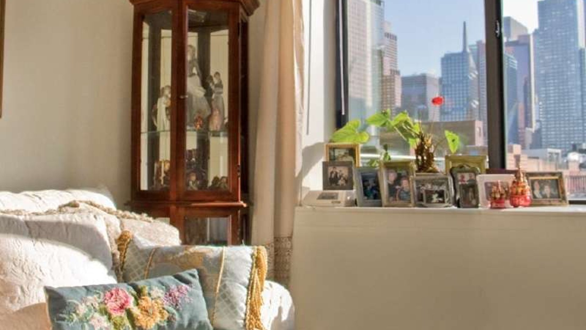 System.Collections.Generic.List`1[AFS.Common.Models.Photo] - Image 1