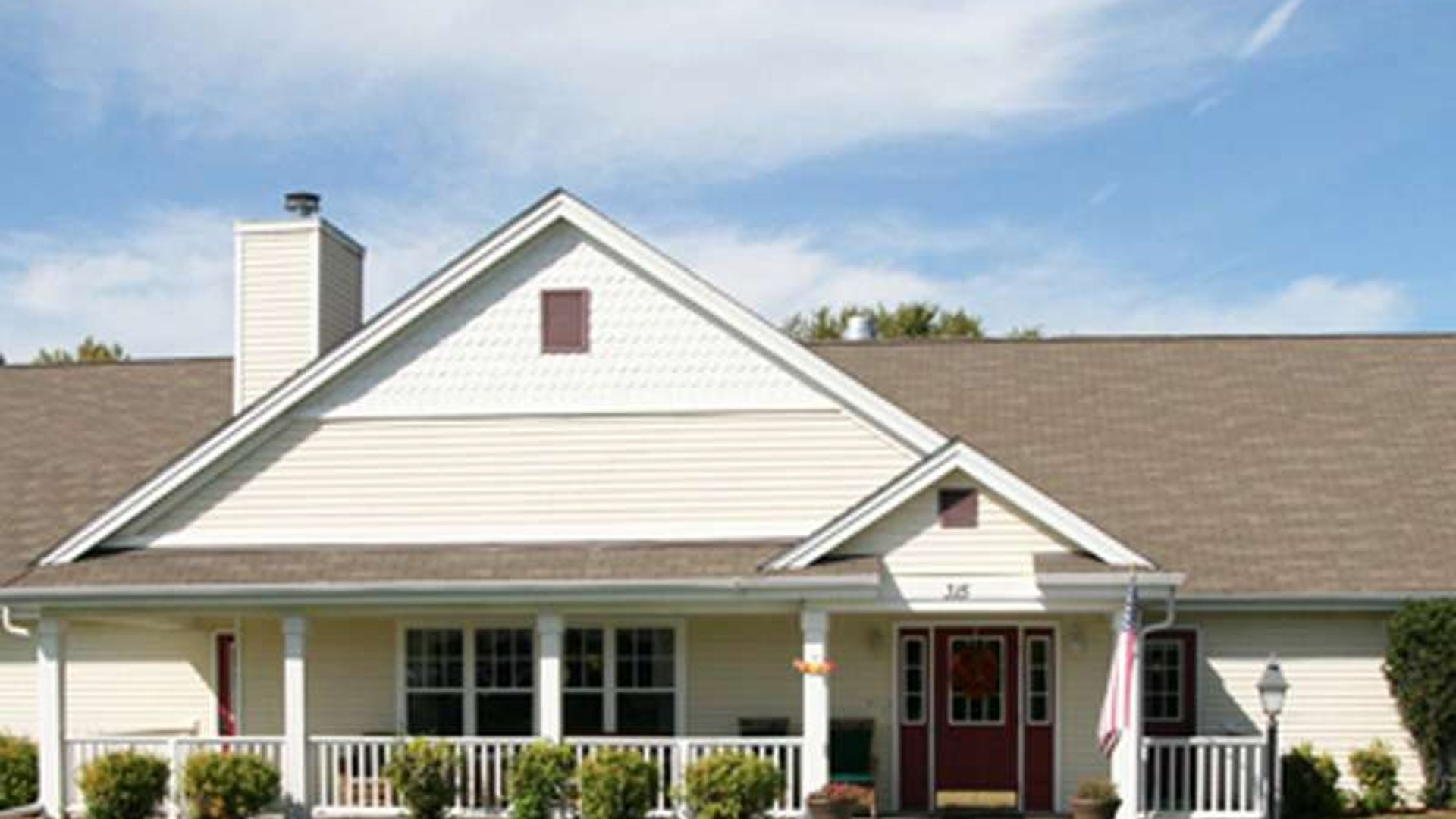 System.Collections.Generic.List`1[AFS.Common.Models.Photo] - Image 1