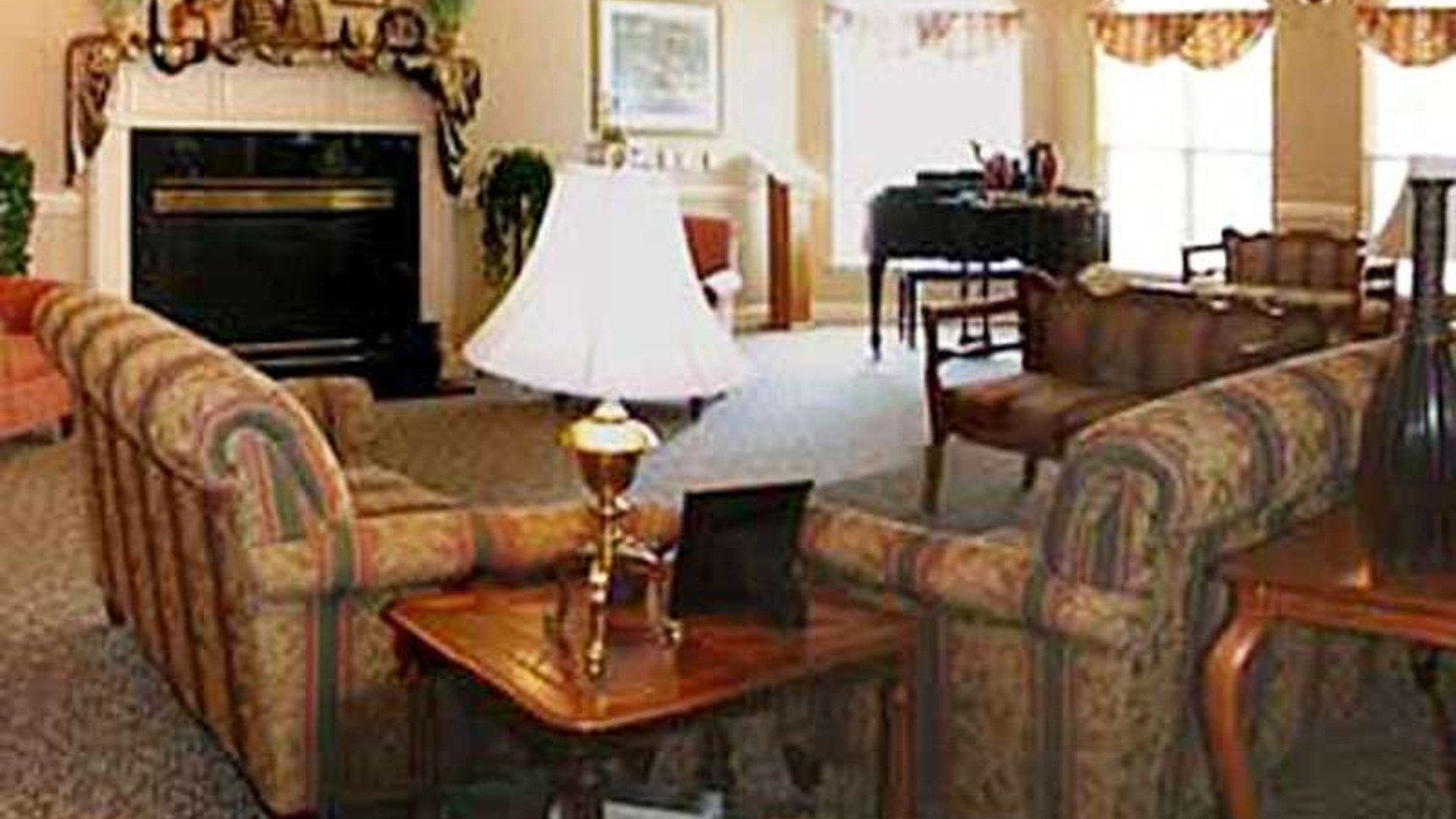 System.Collections.Generic.List`1[AFS.Common.Models.Photo] - Image 3