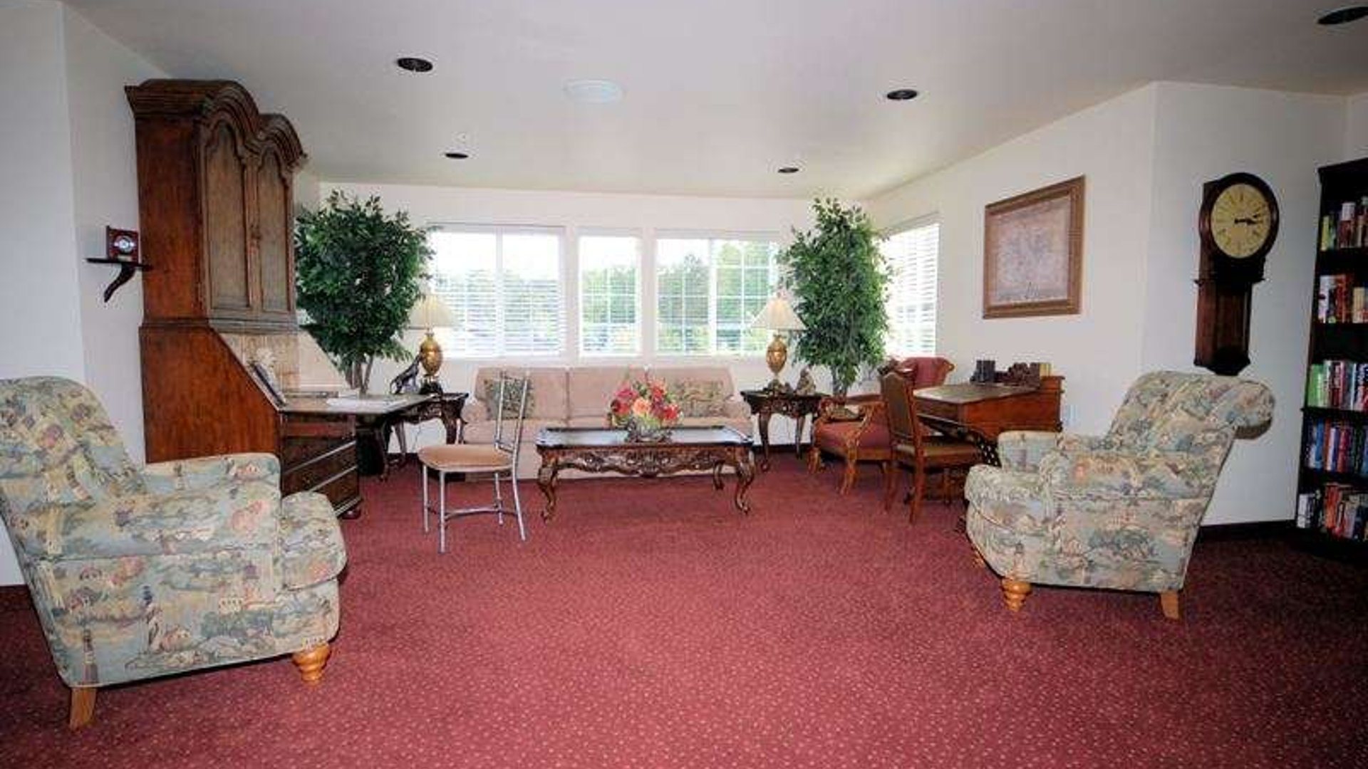 System.Collections.Generic.List`1[AFS.Common.Models.Photo] - Image 5