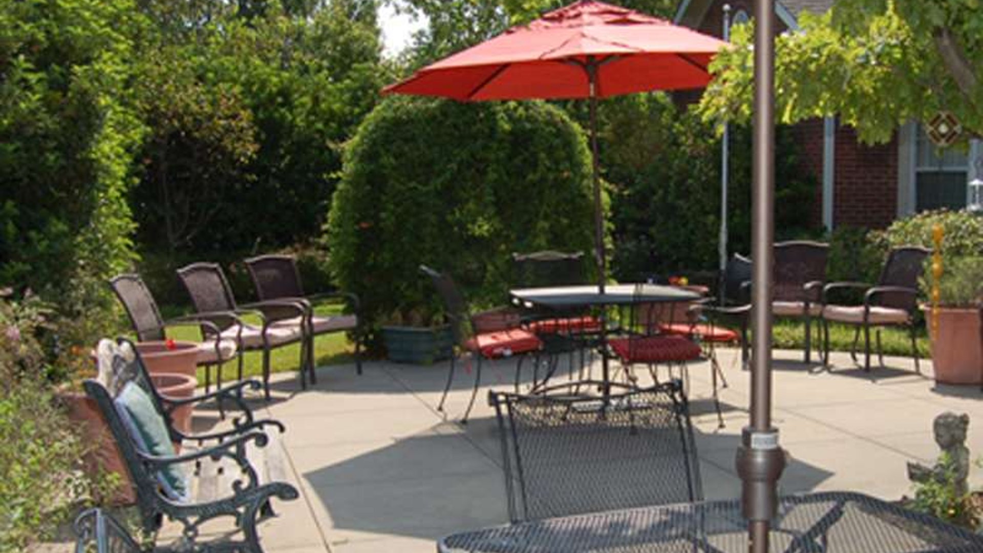 System.Collections.Generic.List`1[AFS.Common.Models.Photo] - Image 3