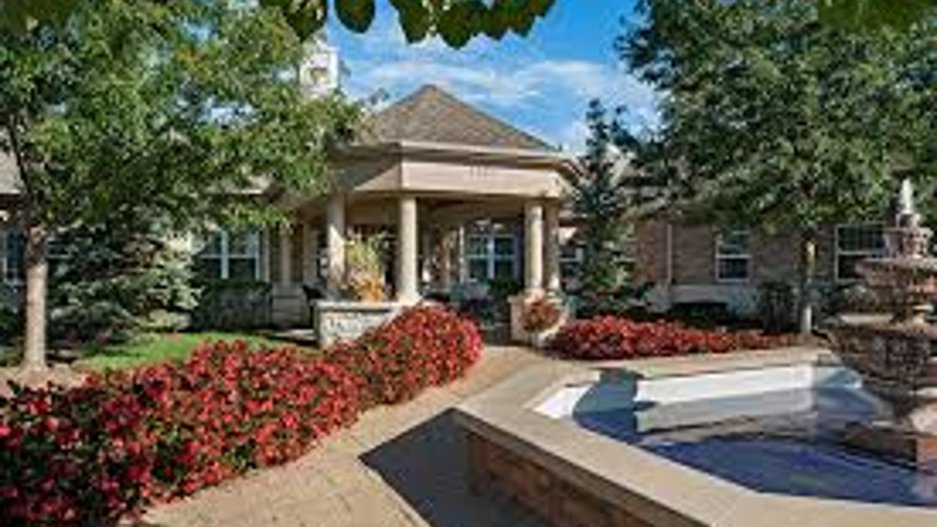 System.Collections.Generic.List`1[AFS.Common.Models.Photo] - Image 1