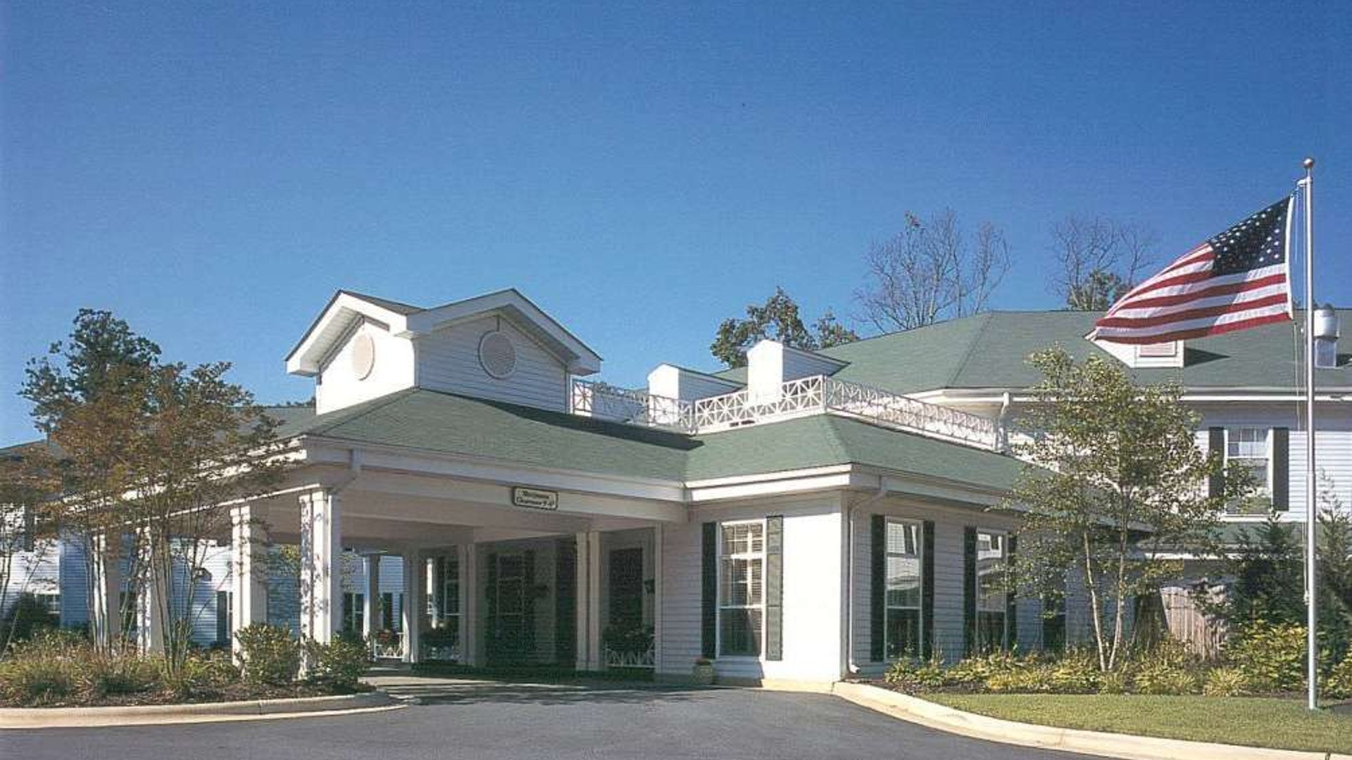 System.Collections.Generic.List`1[AFS.Common.Models.Photo] - Image 1