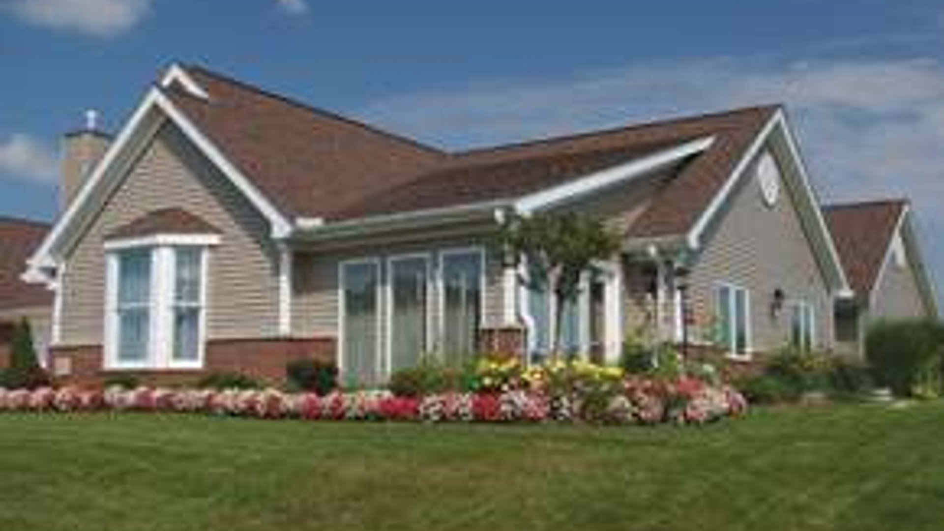 System.Collections.Generic.List`1[AFS.Common.Models.Photo] - Image 1