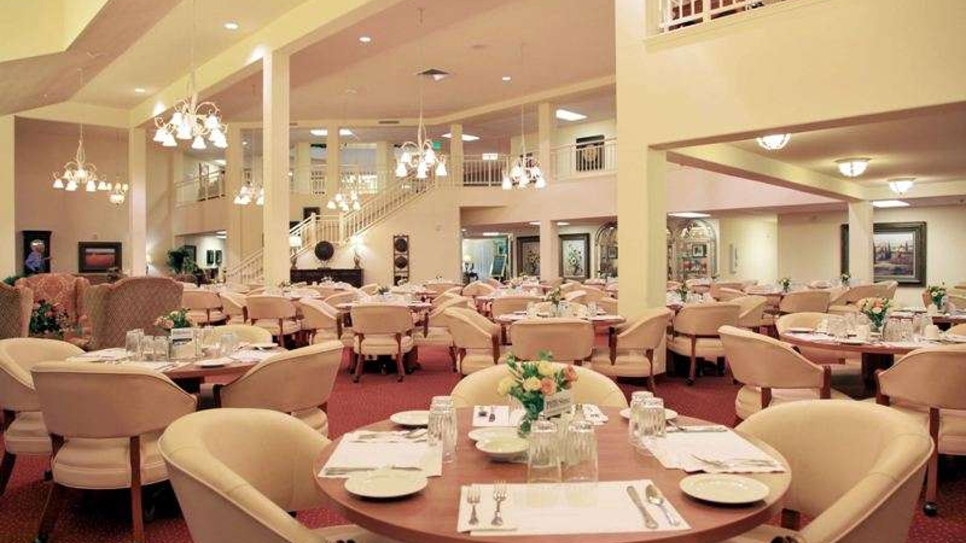 System.Collections.Generic.List`1[AFS.Common.Models.Photo] - Image 3