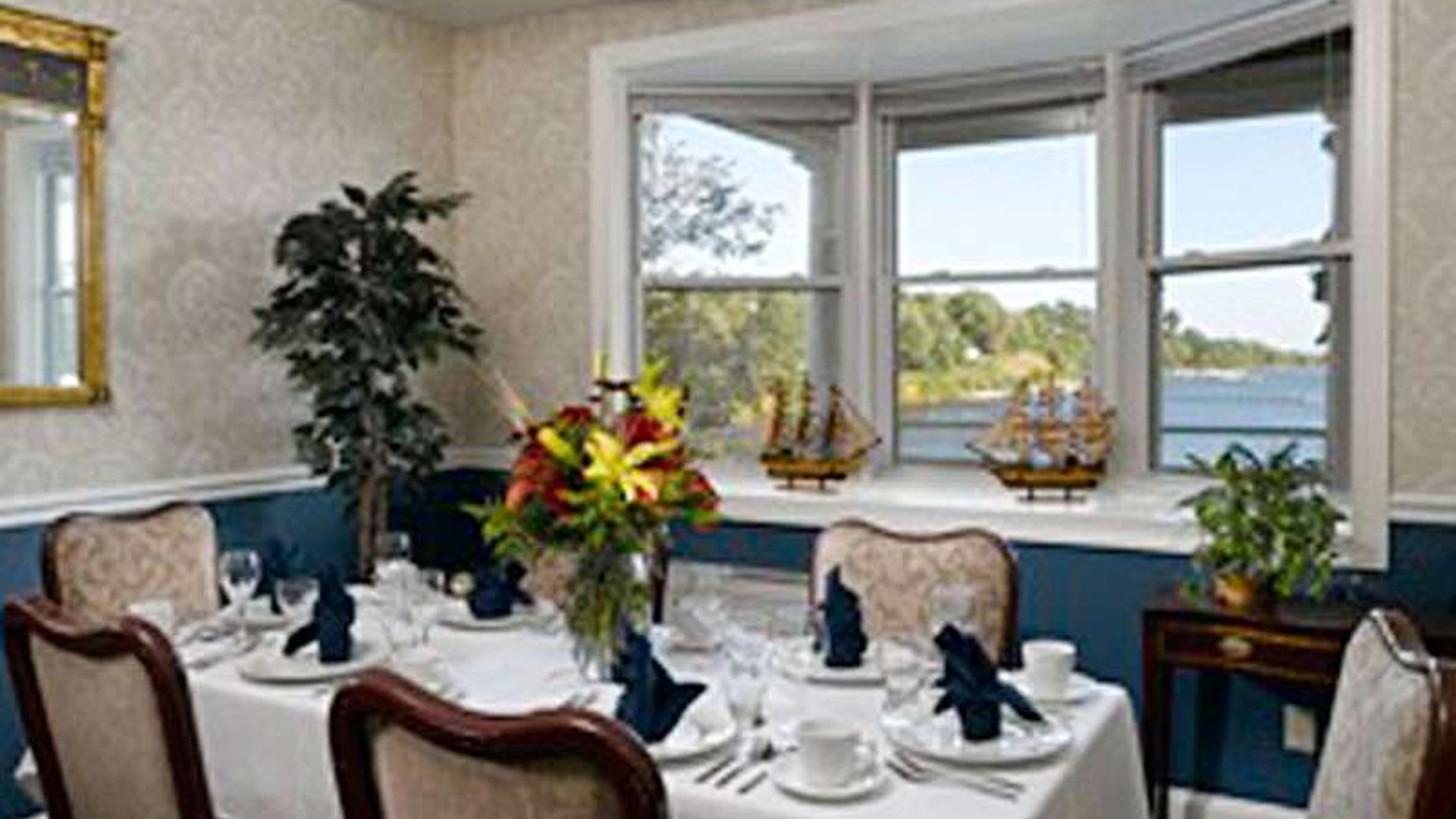 System.Collections.Generic.List`1[AFS.Common.Models.Photo] - Image 7